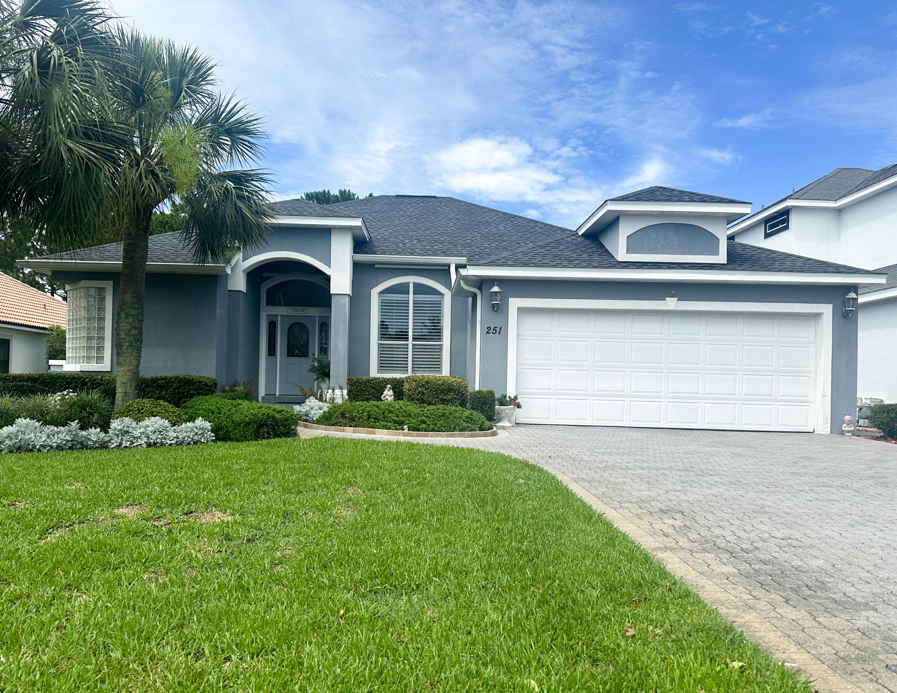 EMERALD LAKES PH 2 - Residential