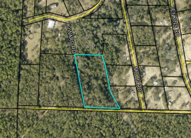 3.36 acres of wooded land in North Okaloosa County! Located on Regan Drive, this vacant parcel offers approximately 350 feet of road frontage and a private, rural setting with plenty of room to build your dream home or create your own retreat. Surrounded by natural Florida beauty, the property provides the peace and privacy of country living while remaining a convenient drive to Crestview, Eglin AFB, Duke Field, shopping, dining, and schools. No existing improvements. Buyer to verify all information deemed important, including lot dimensions, zoning, land use, utilities, wetlands, flood zone, and intended use.

Property consists of Lots 170, 171, and 172. Approximate dimensions are based on county GIS and should be independently verified by buyer. No survey available. Seller has limited knowledge of the property. Buyer responsible for verifying zoning, utilities, access, wetlands, and suitability for intended use.