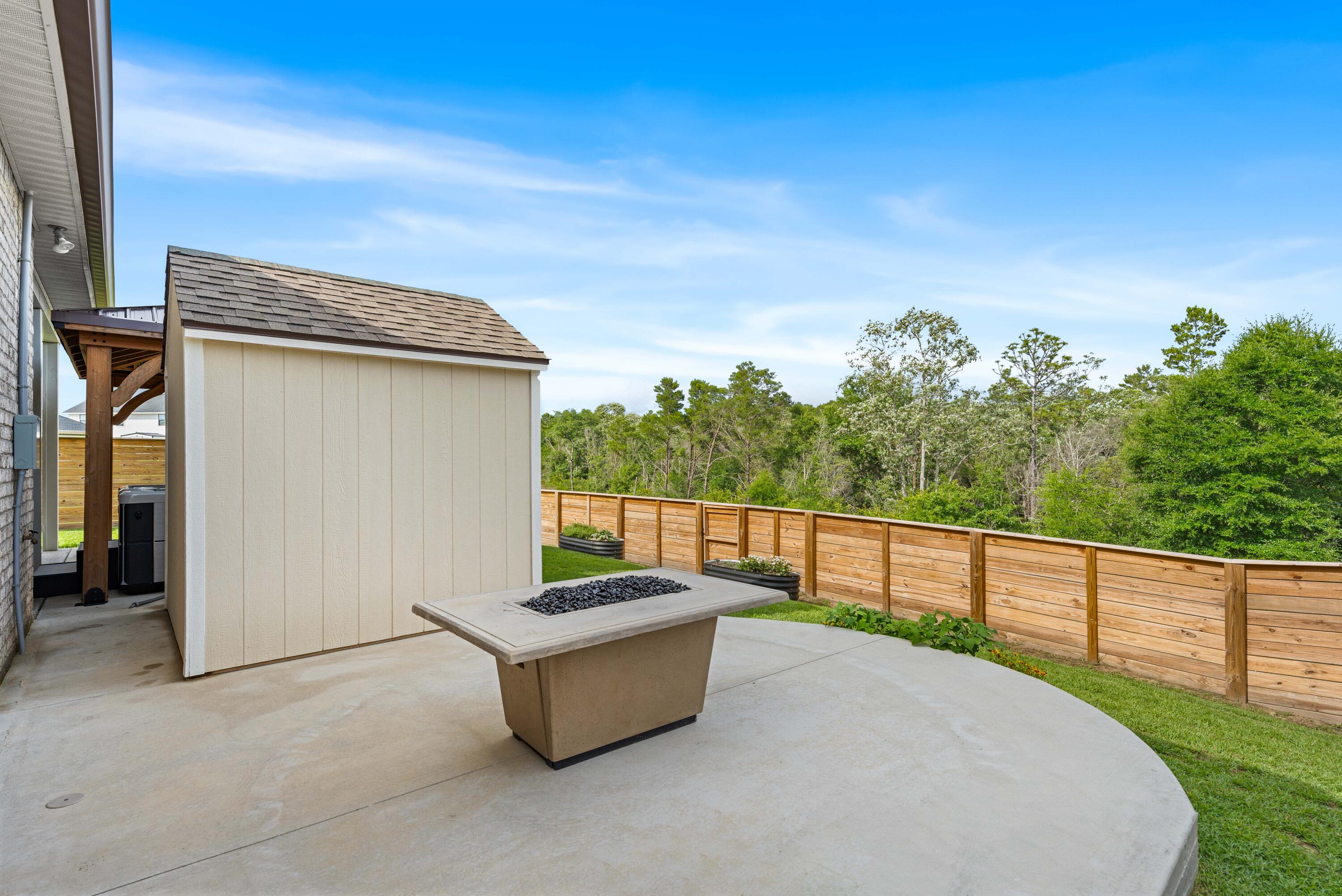 THE BLUFFS AT LAFAYETTE - Residential