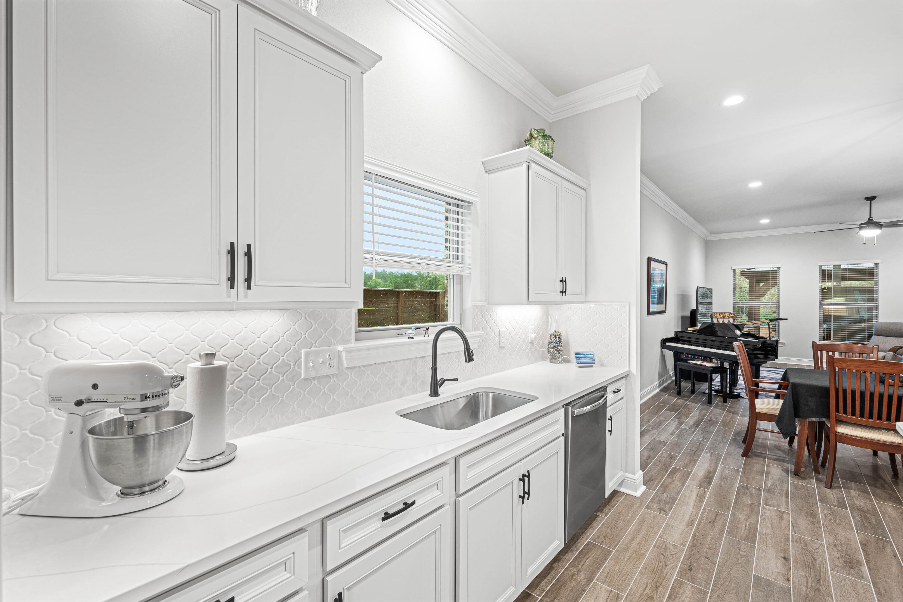 THE BLUFFS AT LAFAYETTE - Residential