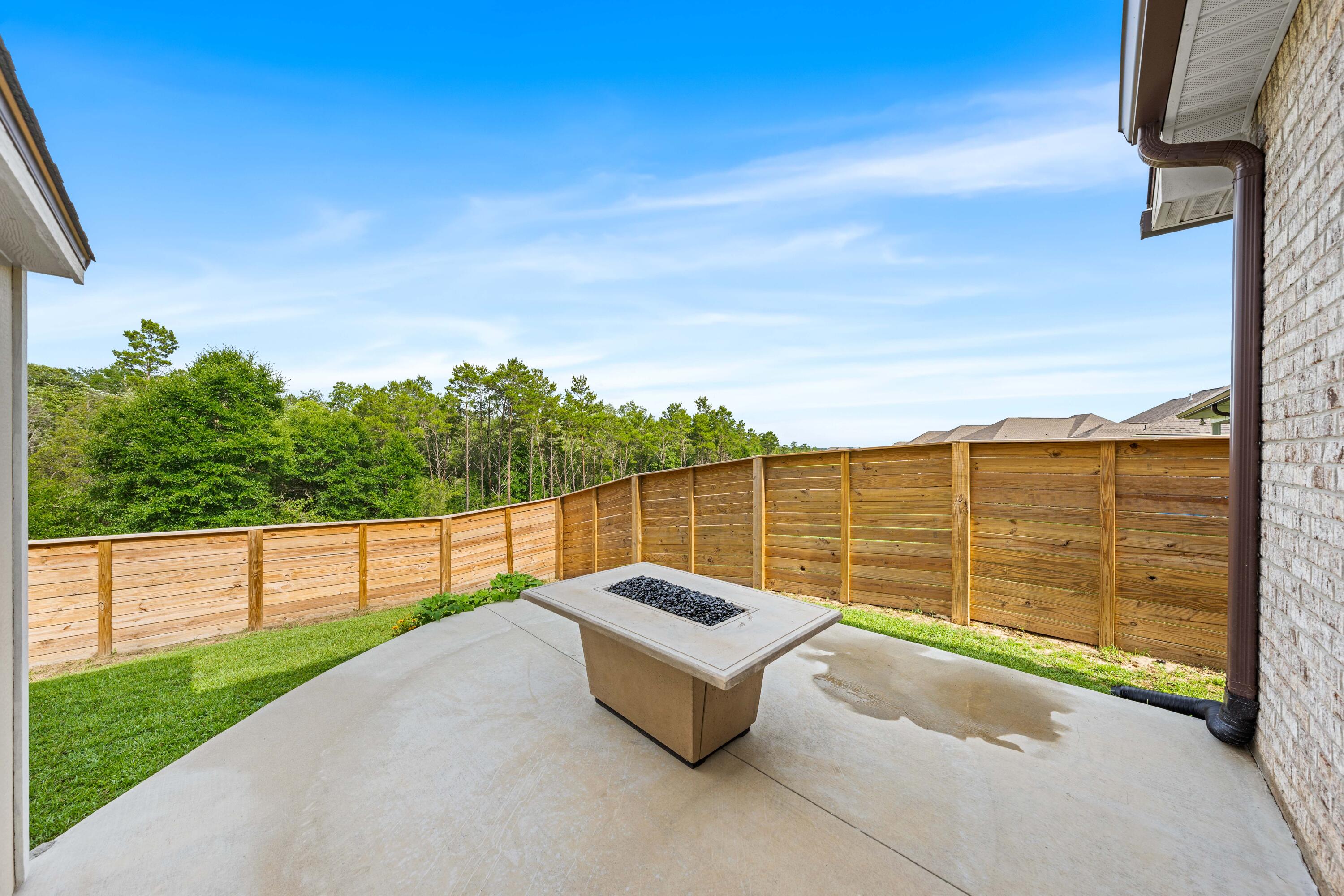 THE BLUFFS AT LAFAYETTE - Residential
