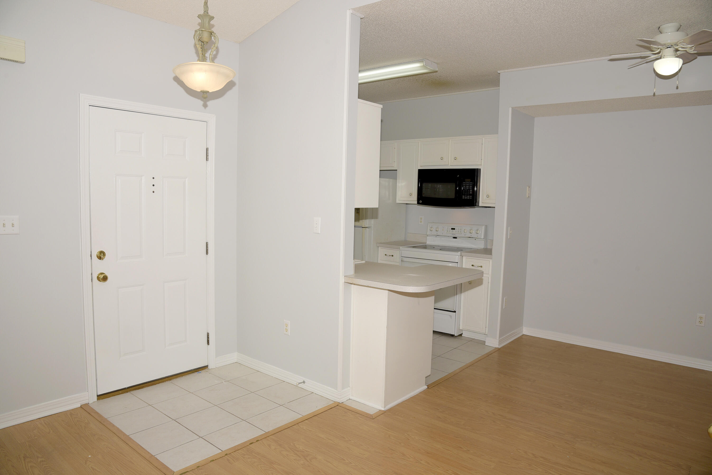 THE OAKS AT NICEVILLE - Residential Lease