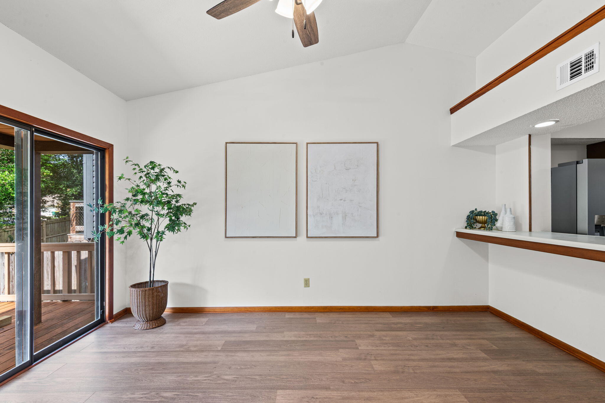 CEDAR RIDGE - Residential