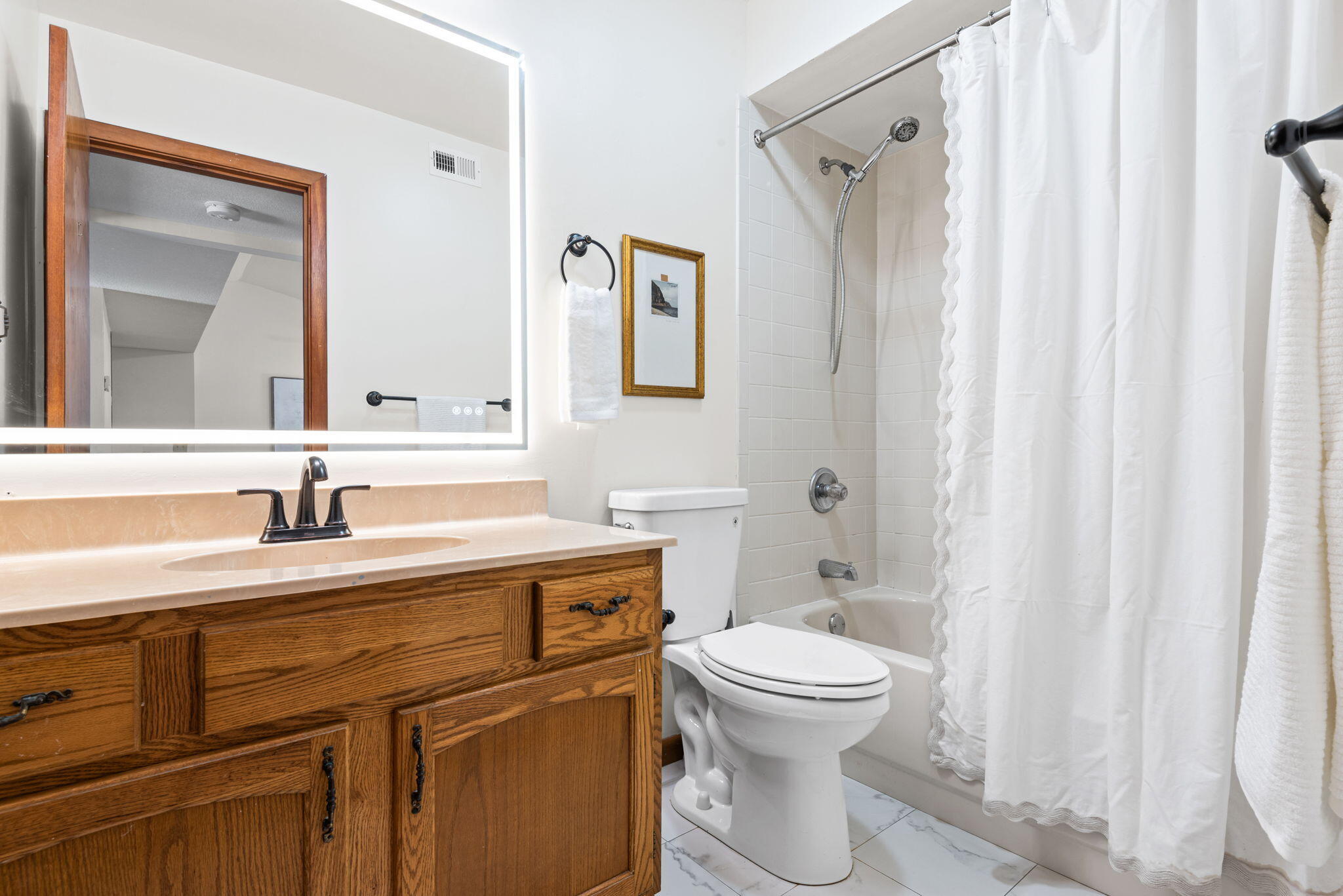 CEDAR RIDGE - Residential