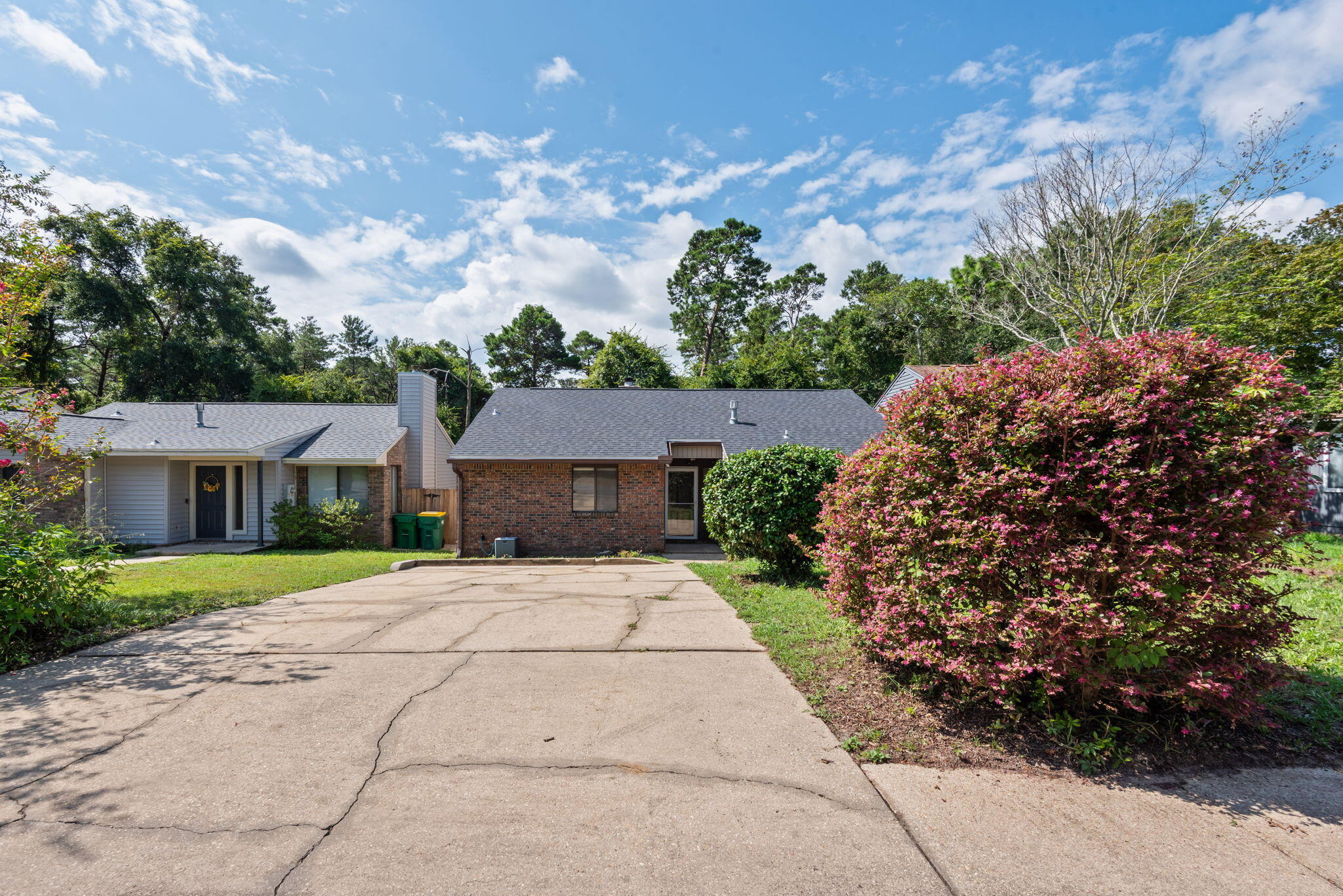 CEDAR RIDGE - Residential