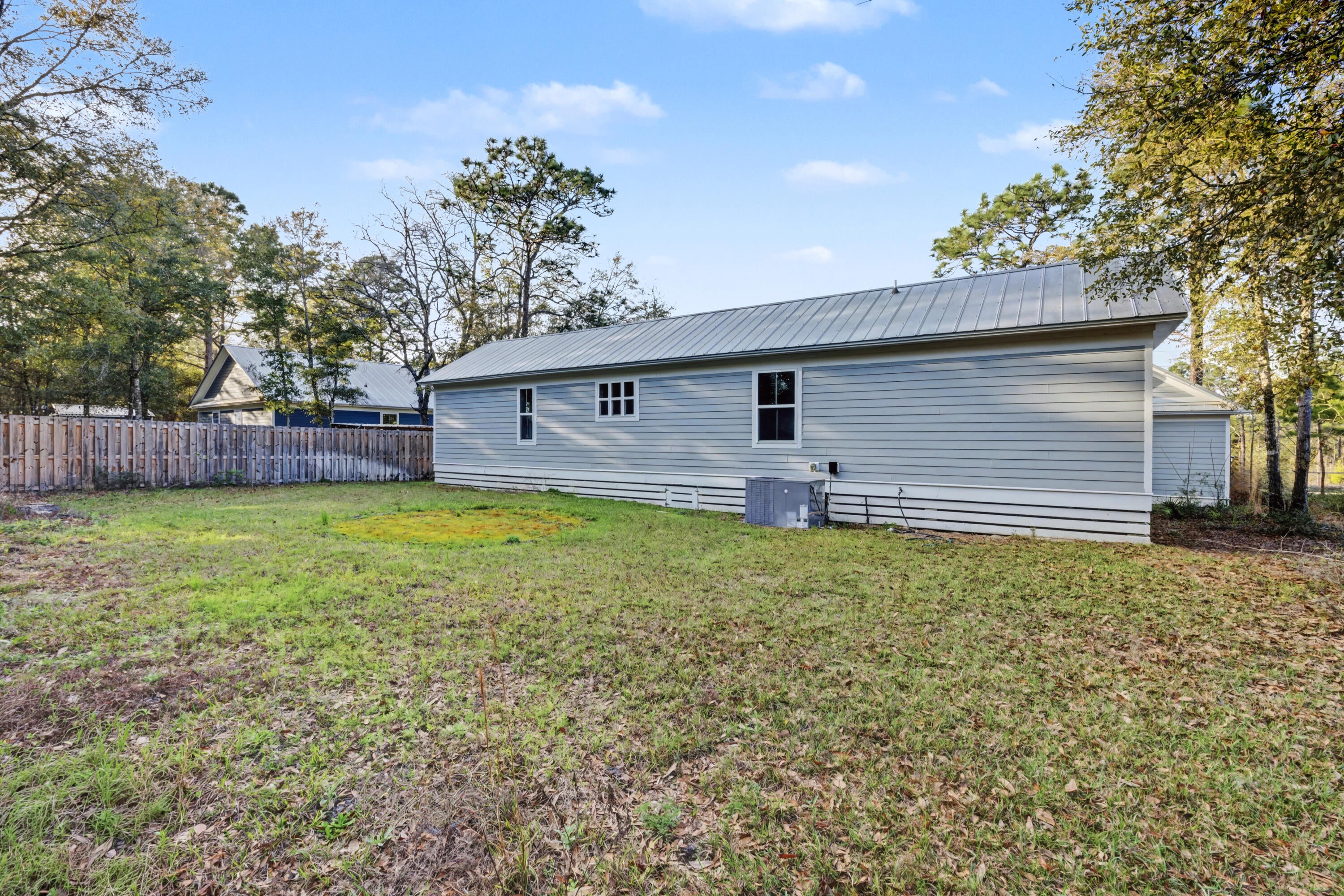 OAKWOOD LAKES ESTATES - Residential