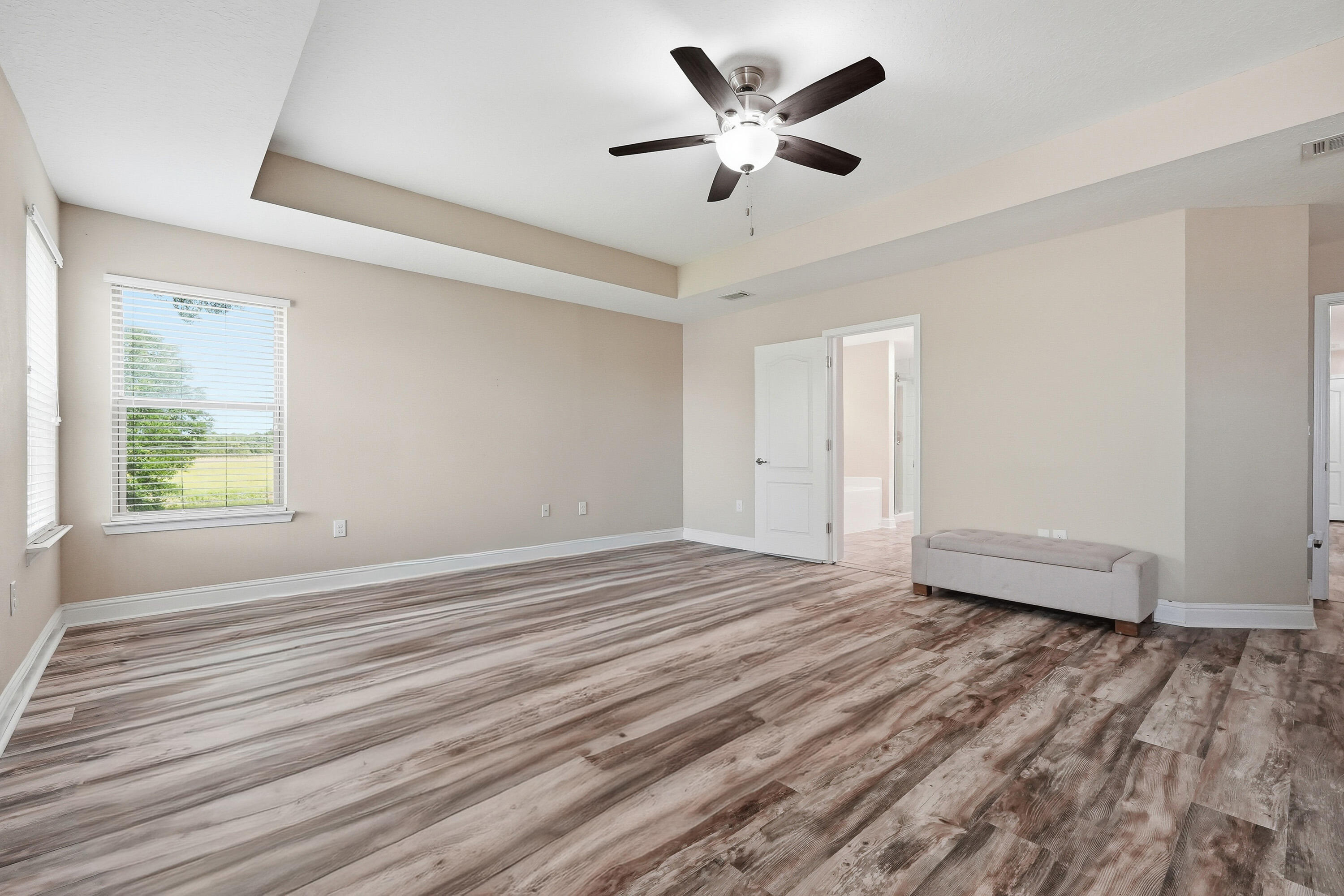HOLLY HILLS - Residential