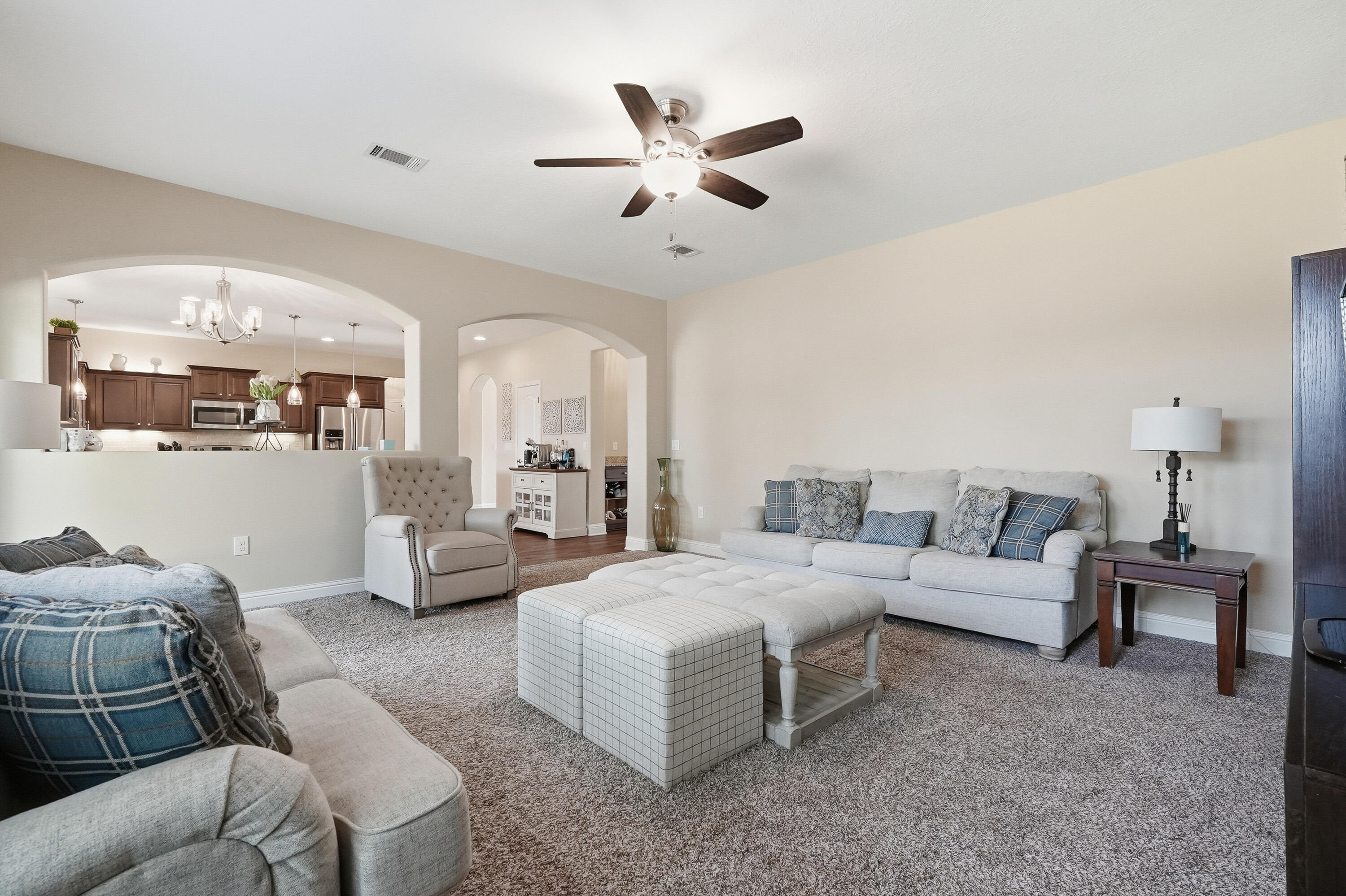 HOLLY HILLS - Residential