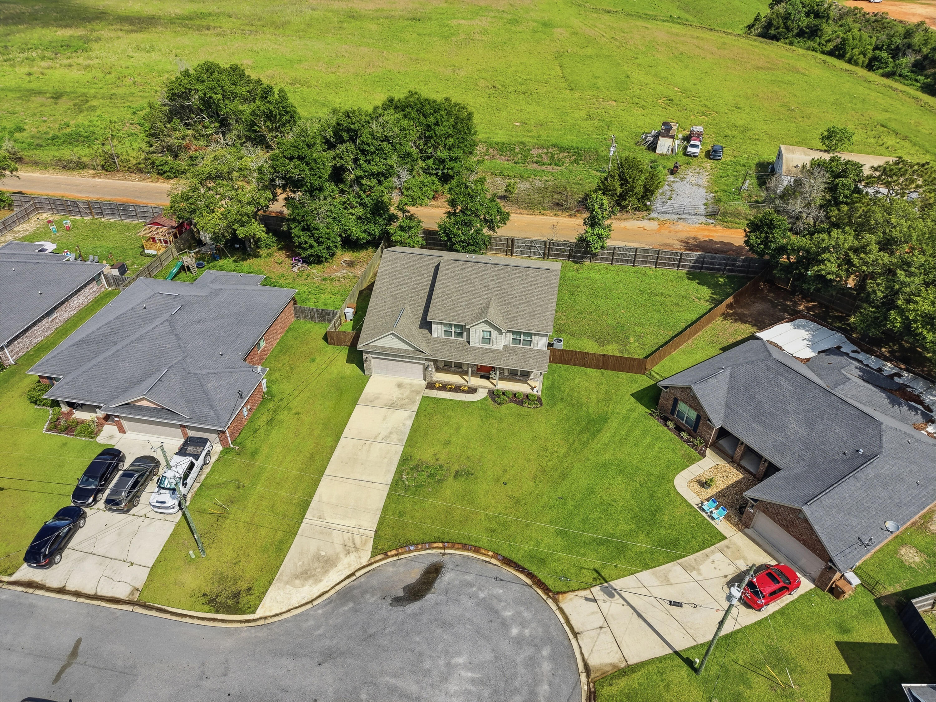 HOLLY HILLS - Residential