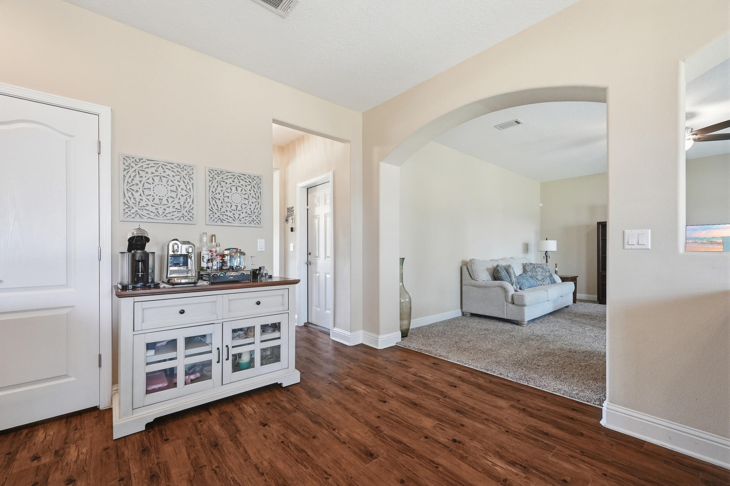 HOLLY HILLS - Residential