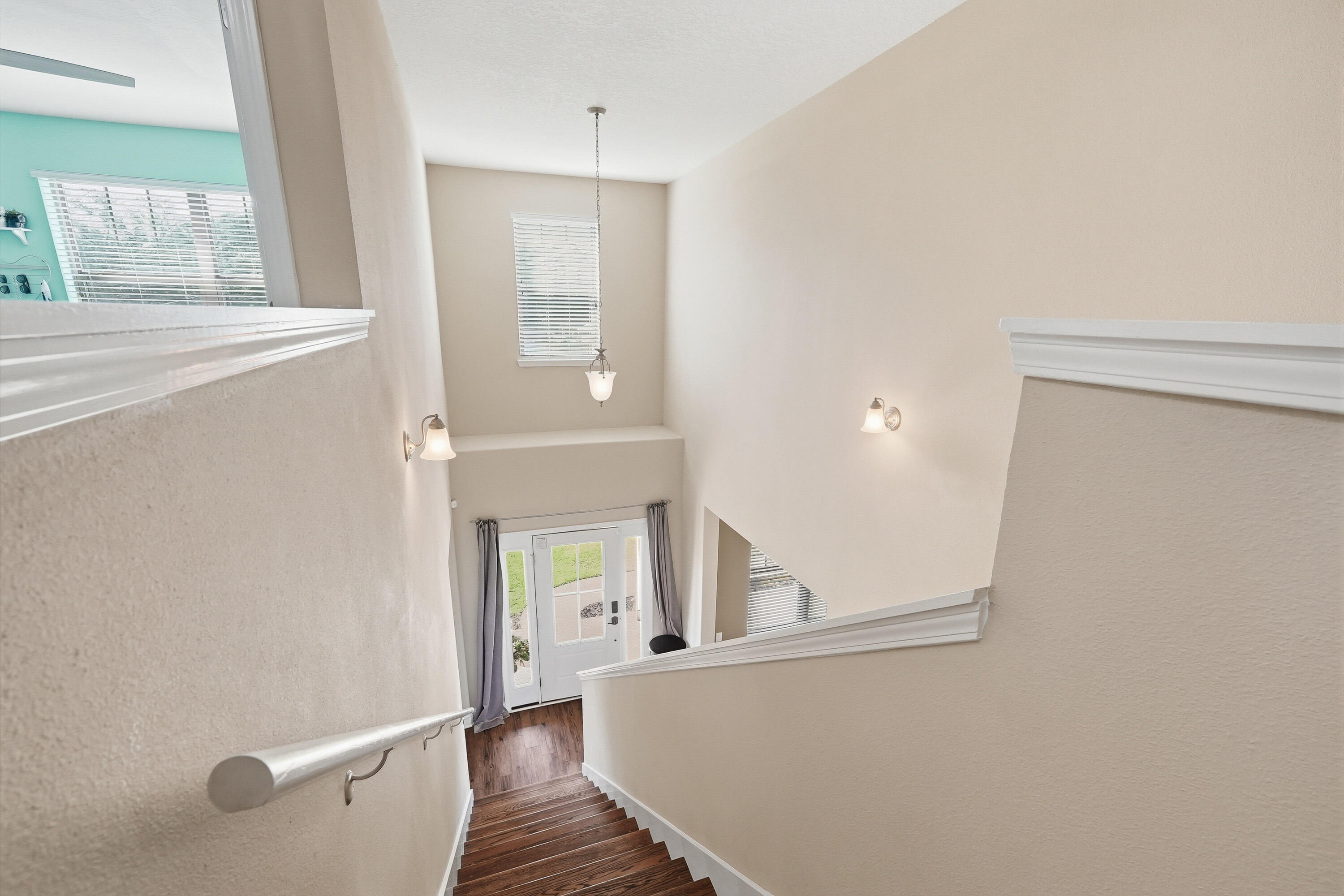 HOLLY HILLS - Residential