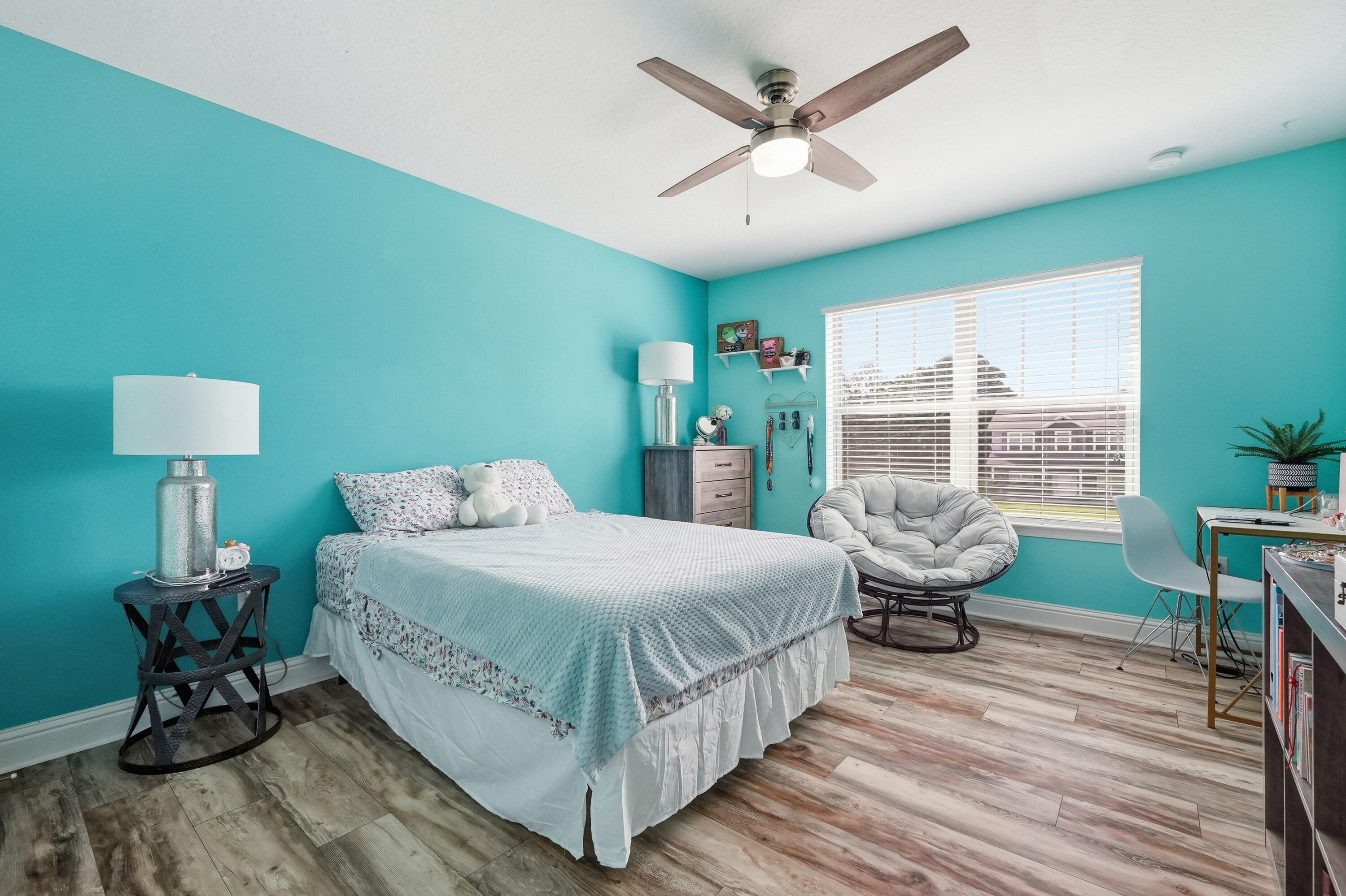 HOLLY HILLS - Residential