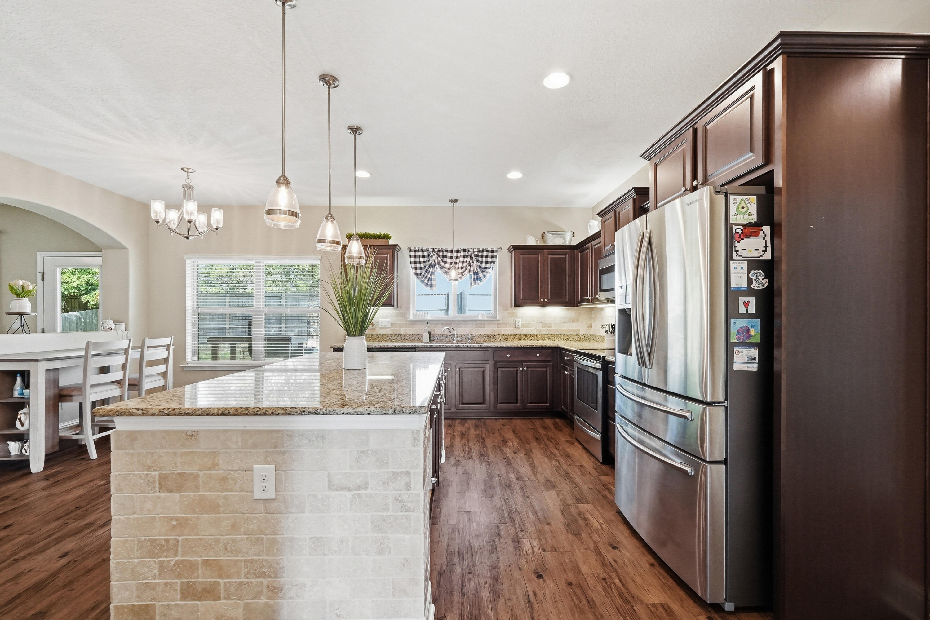 HOLLY HILLS - Residential