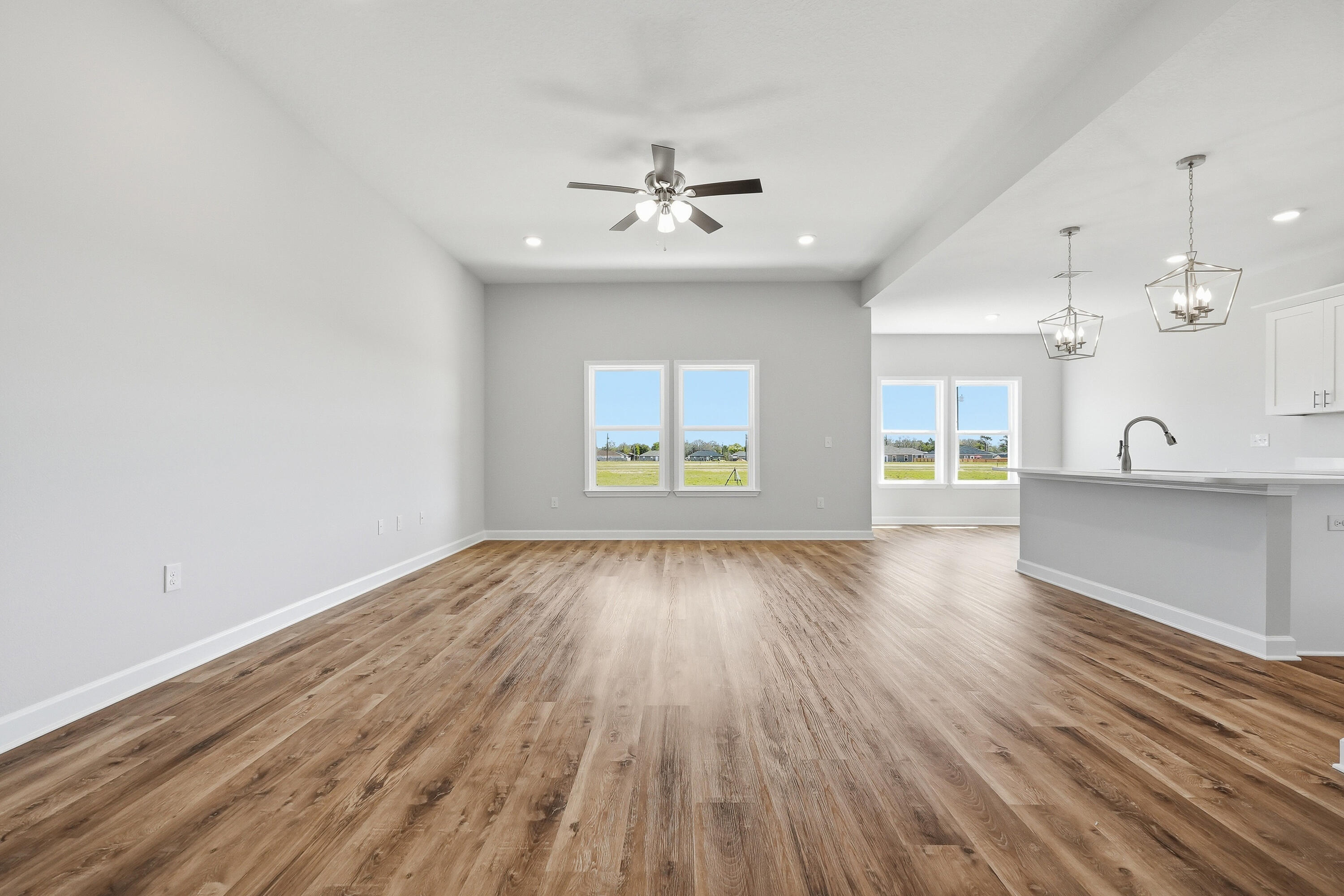 SOUTHERN CHARM - Residential