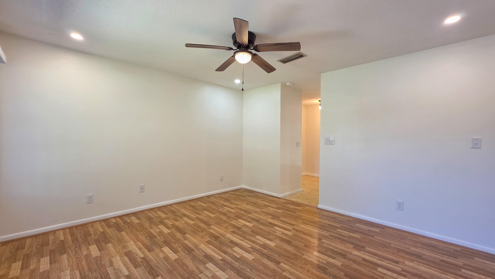 OAKLAND HEIGHTS - Residential
