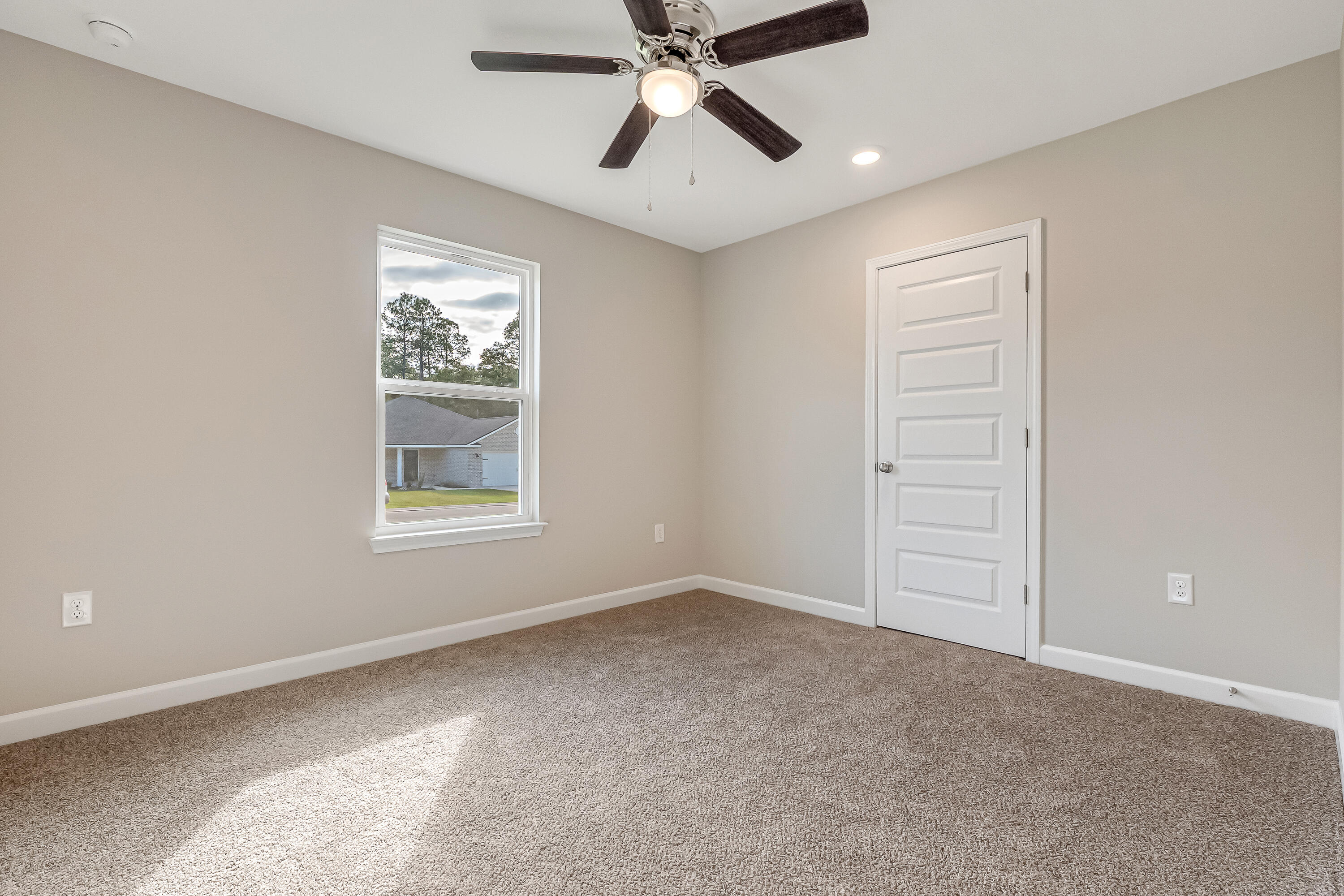 SOUTHERN CHARM - Residential