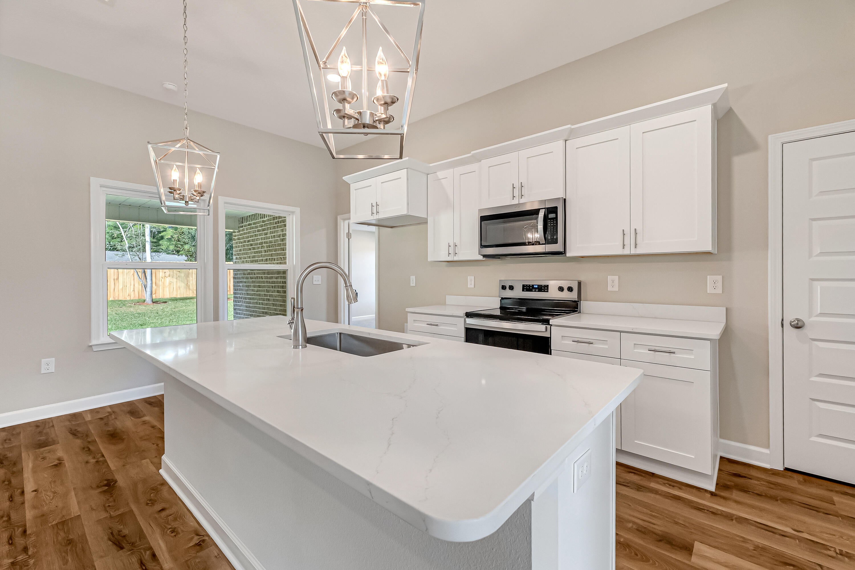SOUTHERN CHARM - Residential