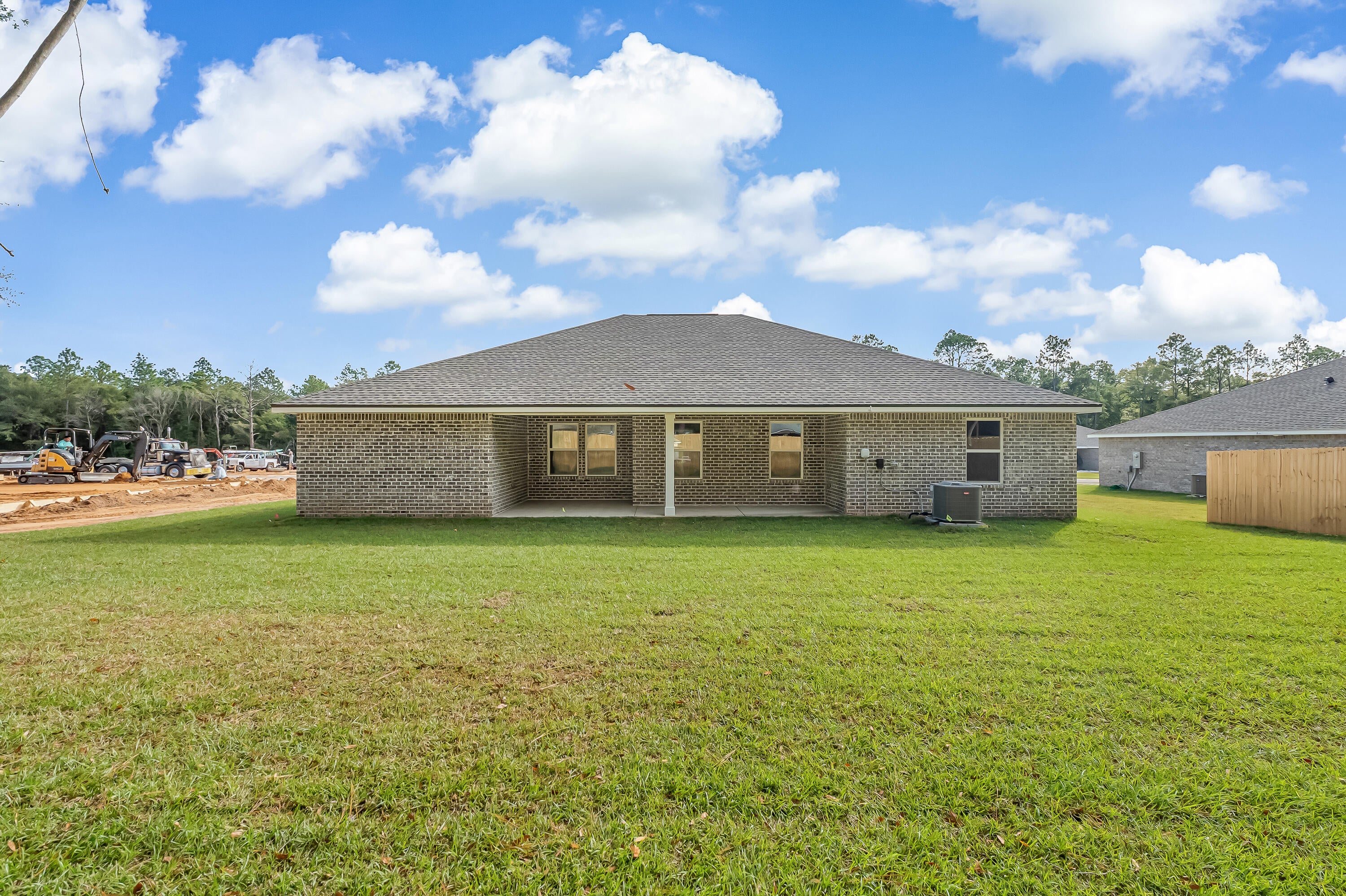 SOUTHERN CHARM - Residential