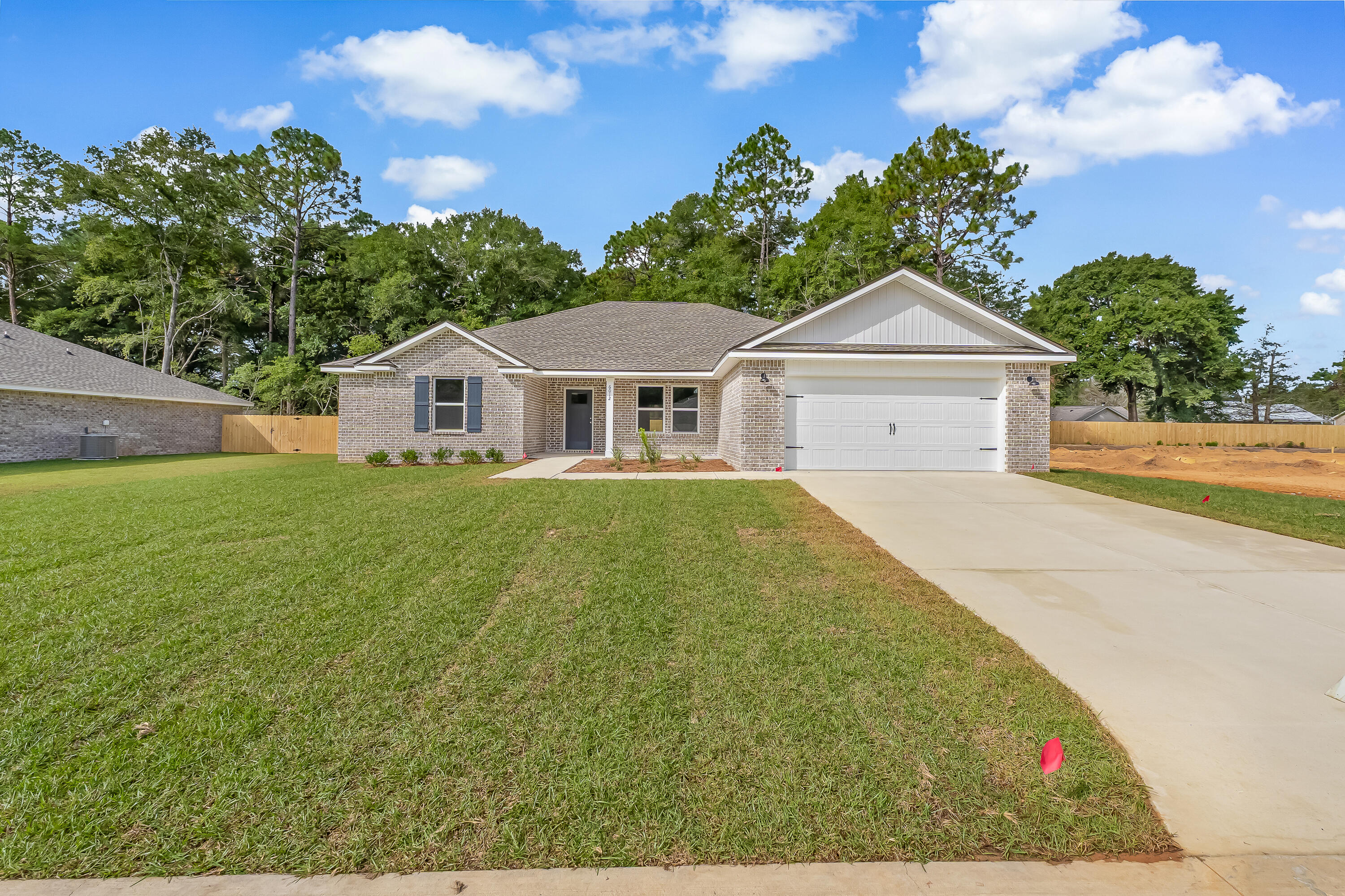 SOUTHERN CHARM - Residential