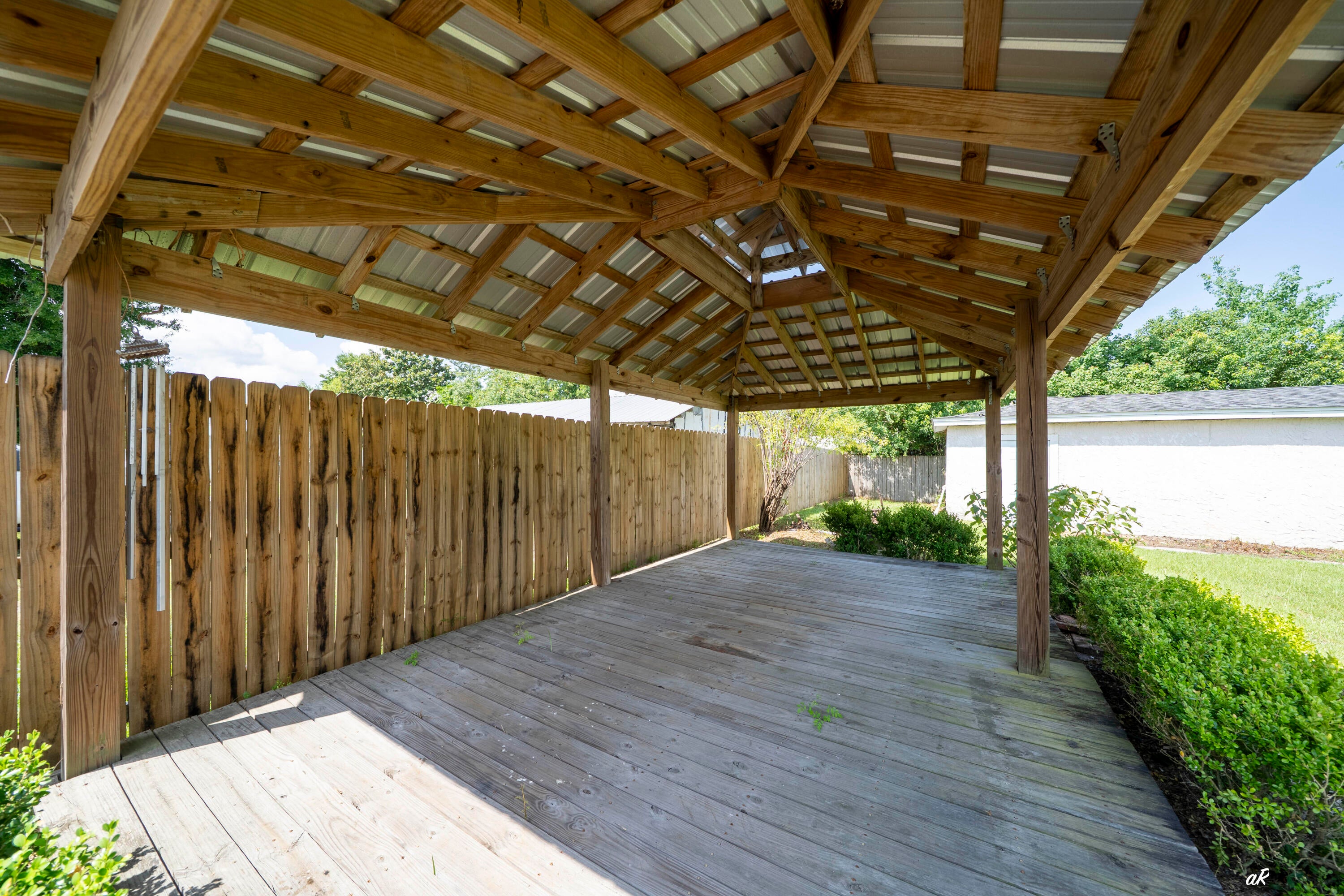LYNN HAVEN - Residential