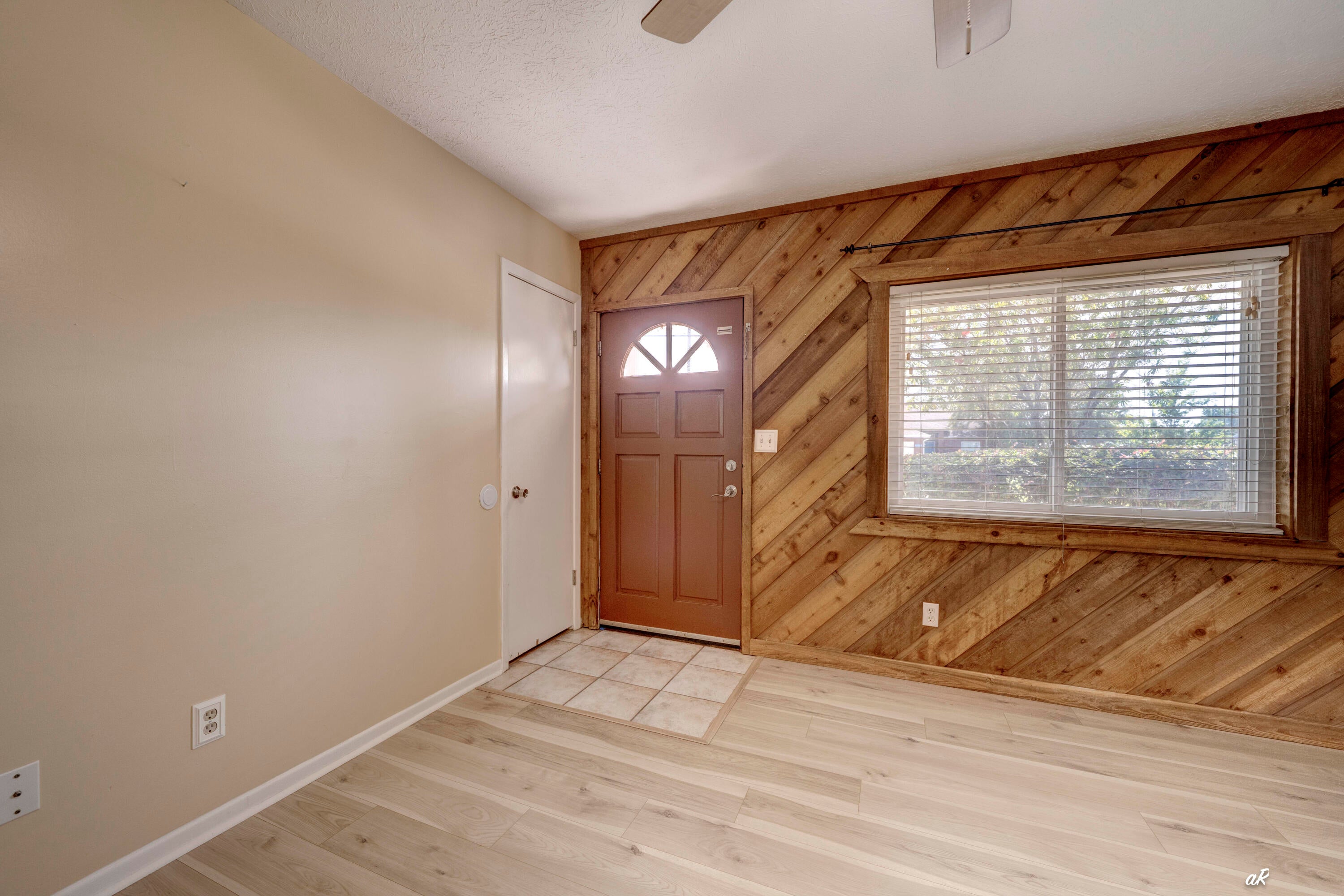 LYNN HAVEN - Residential