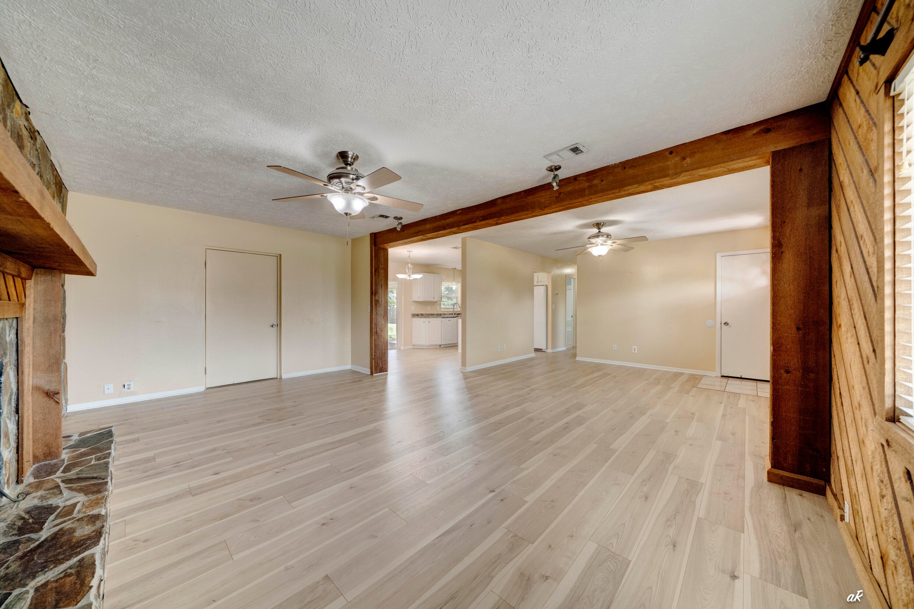 LYNN HAVEN - Residential