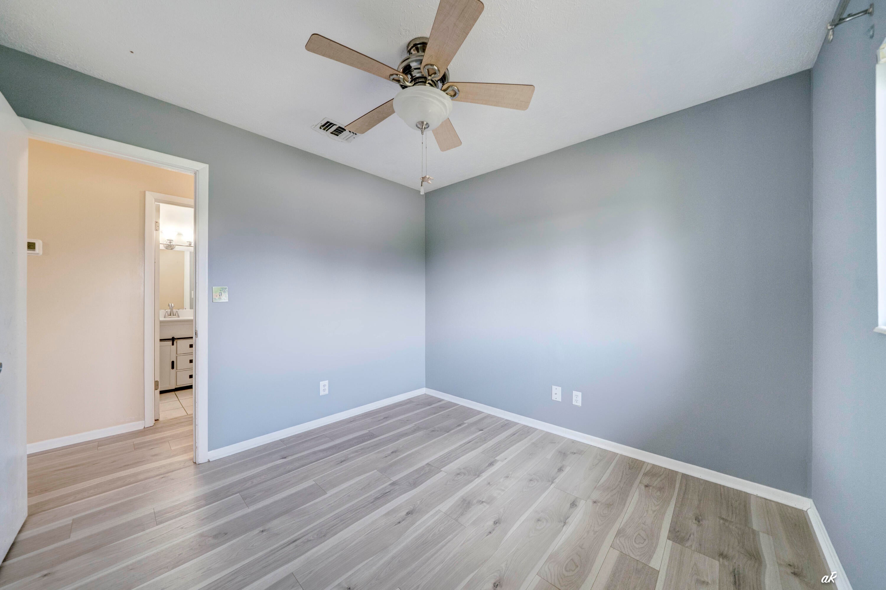 LYNN HAVEN - Residential