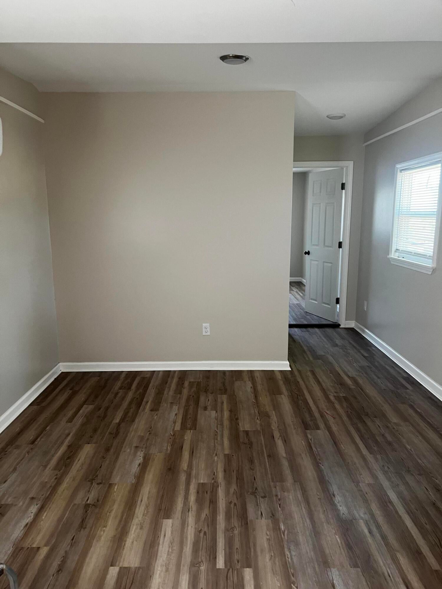 Unincorporated County (1) - Residential Lease