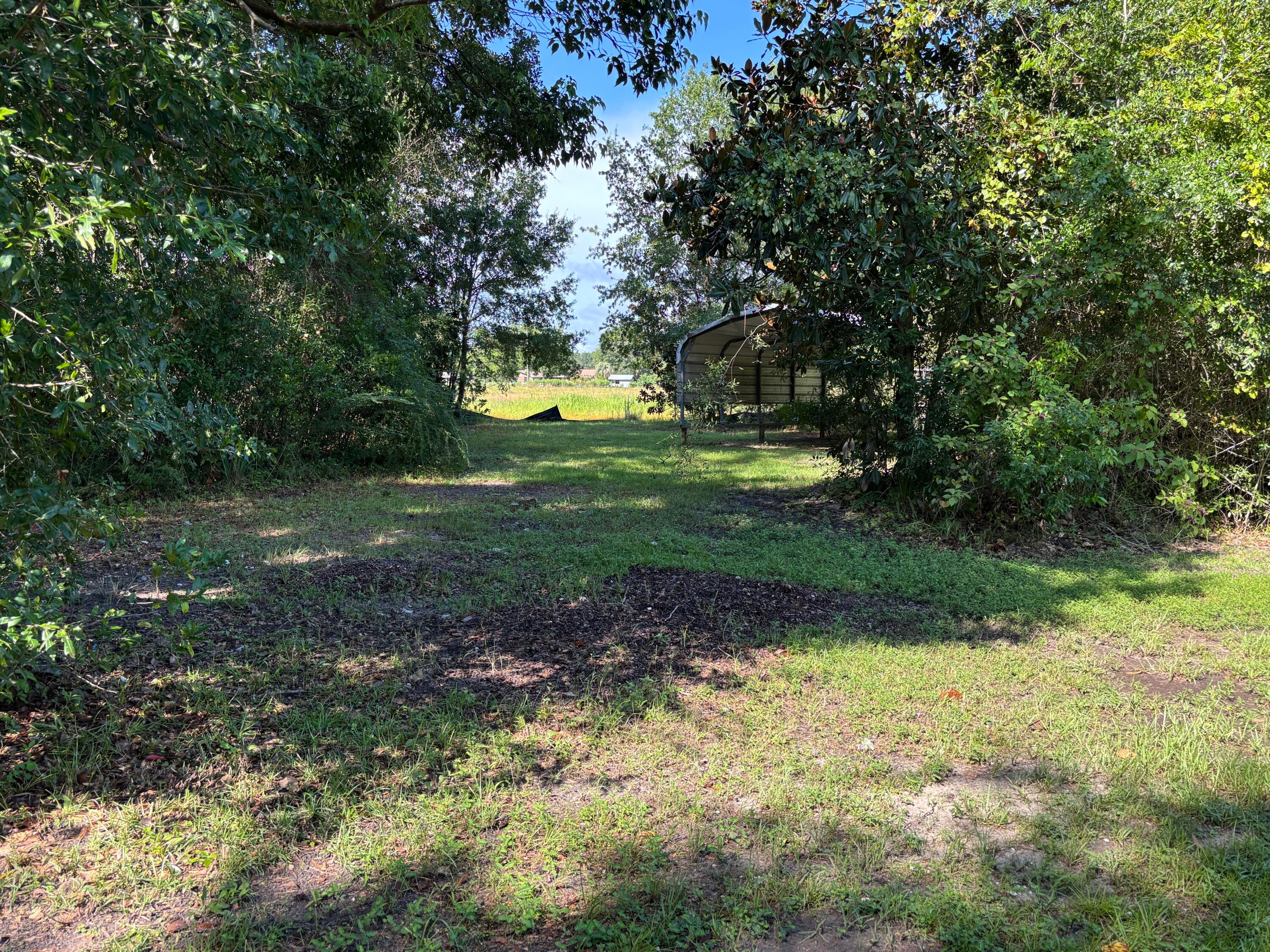NO RECORDED SUBDIVISION - Residential