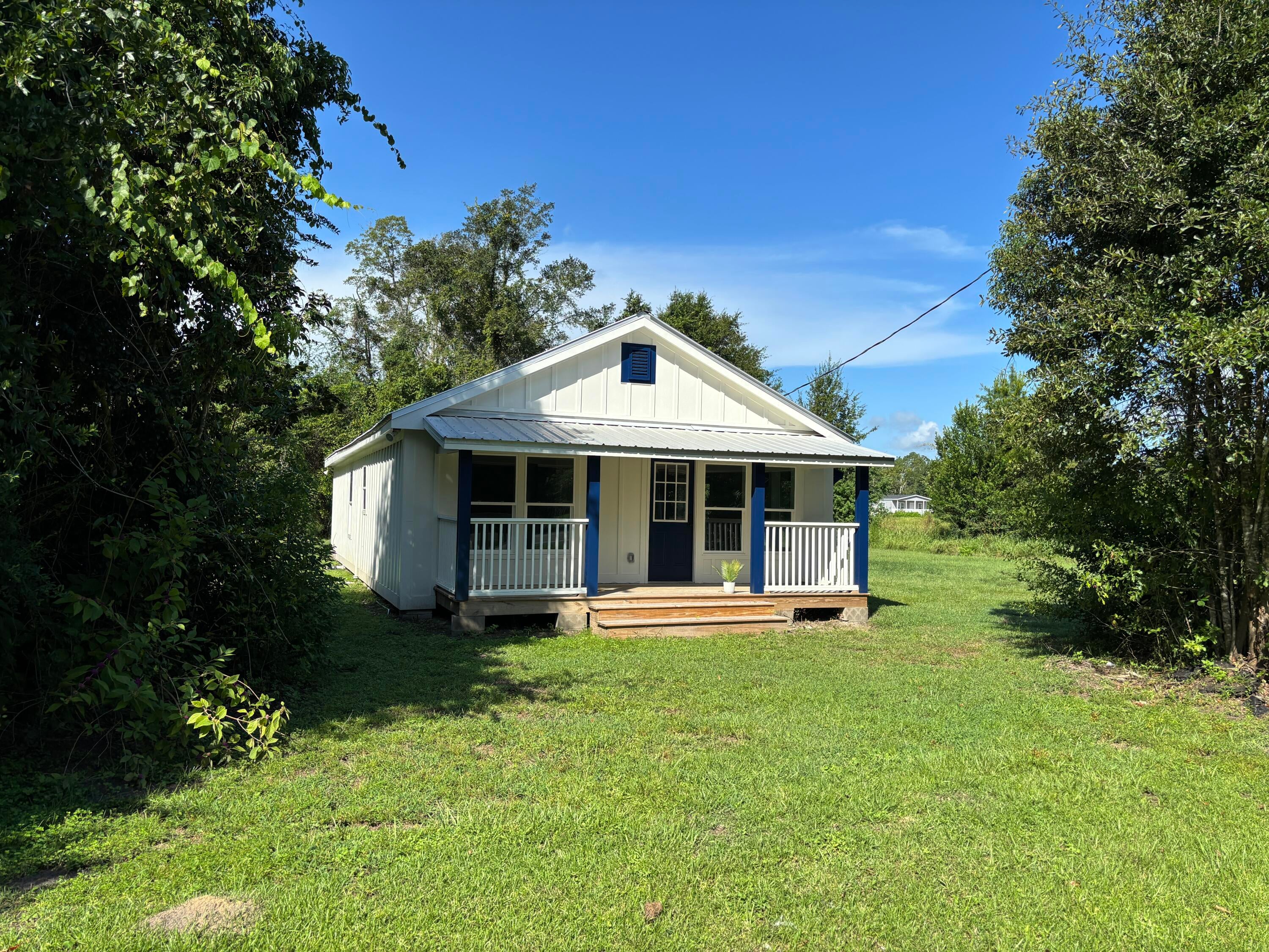 NO RECORDED SUBDIVISION - Residential