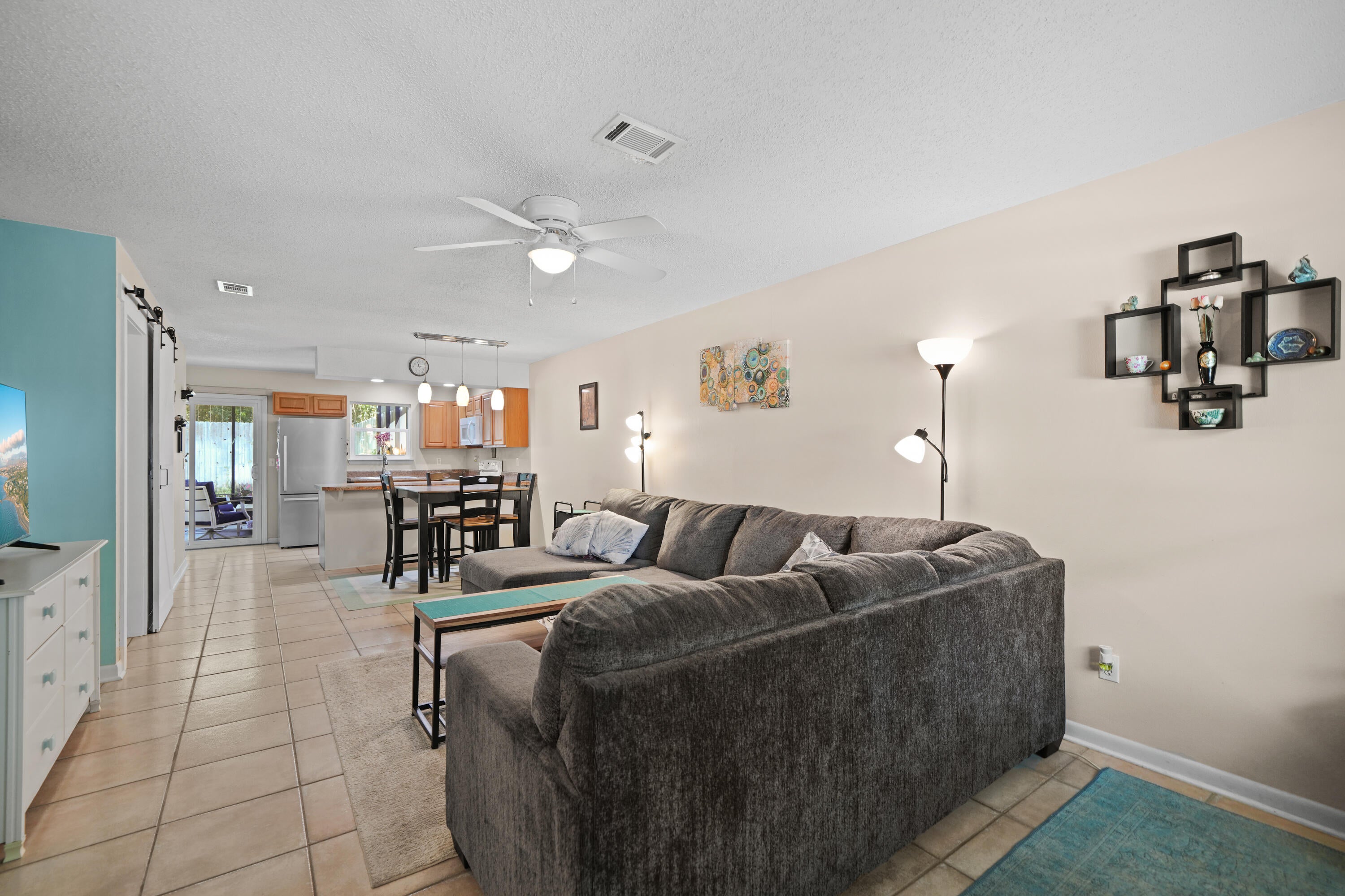 WINSTON MANOR T/H - Residential