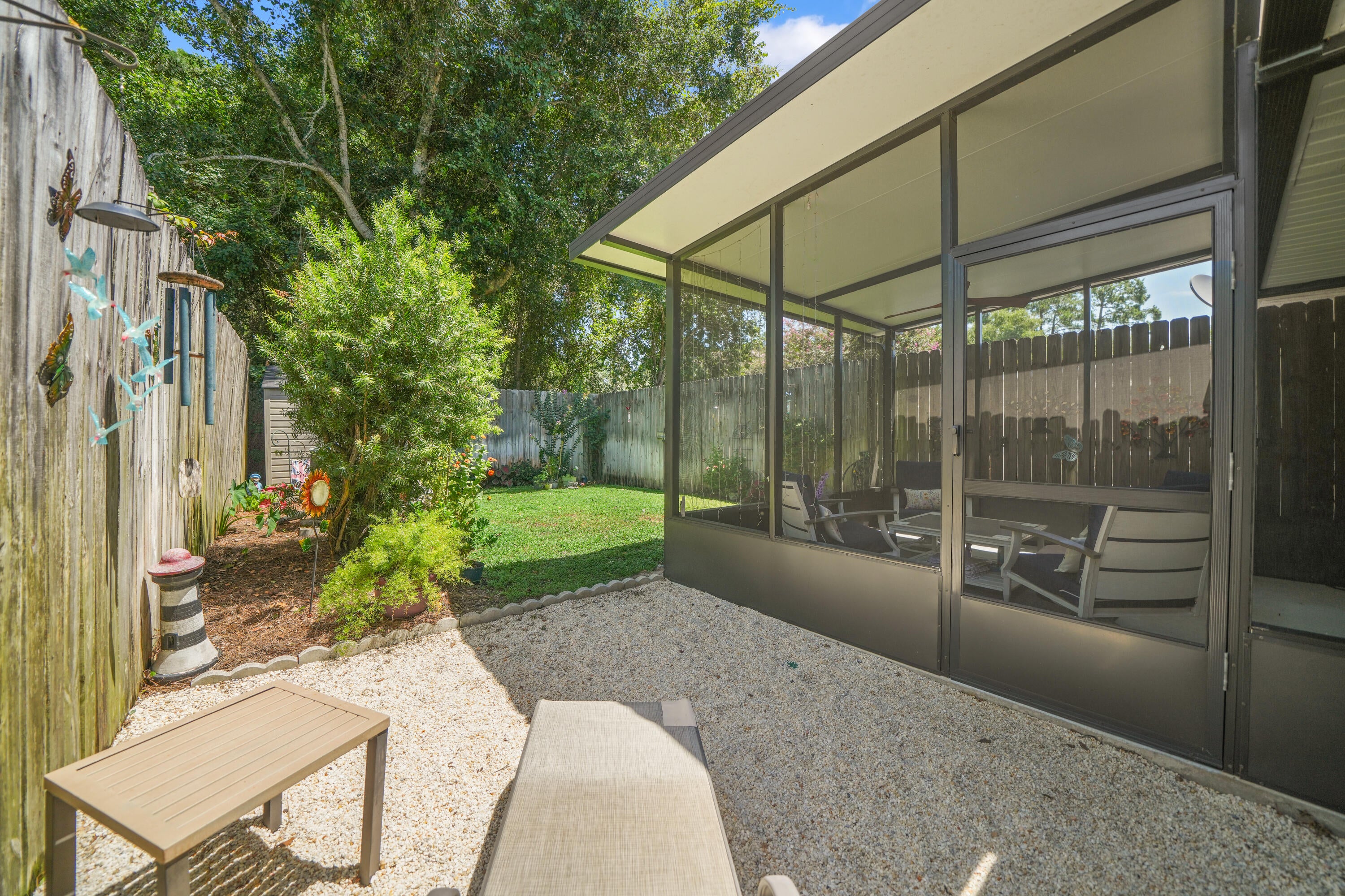 WINSTON MANOR T/H - Residential