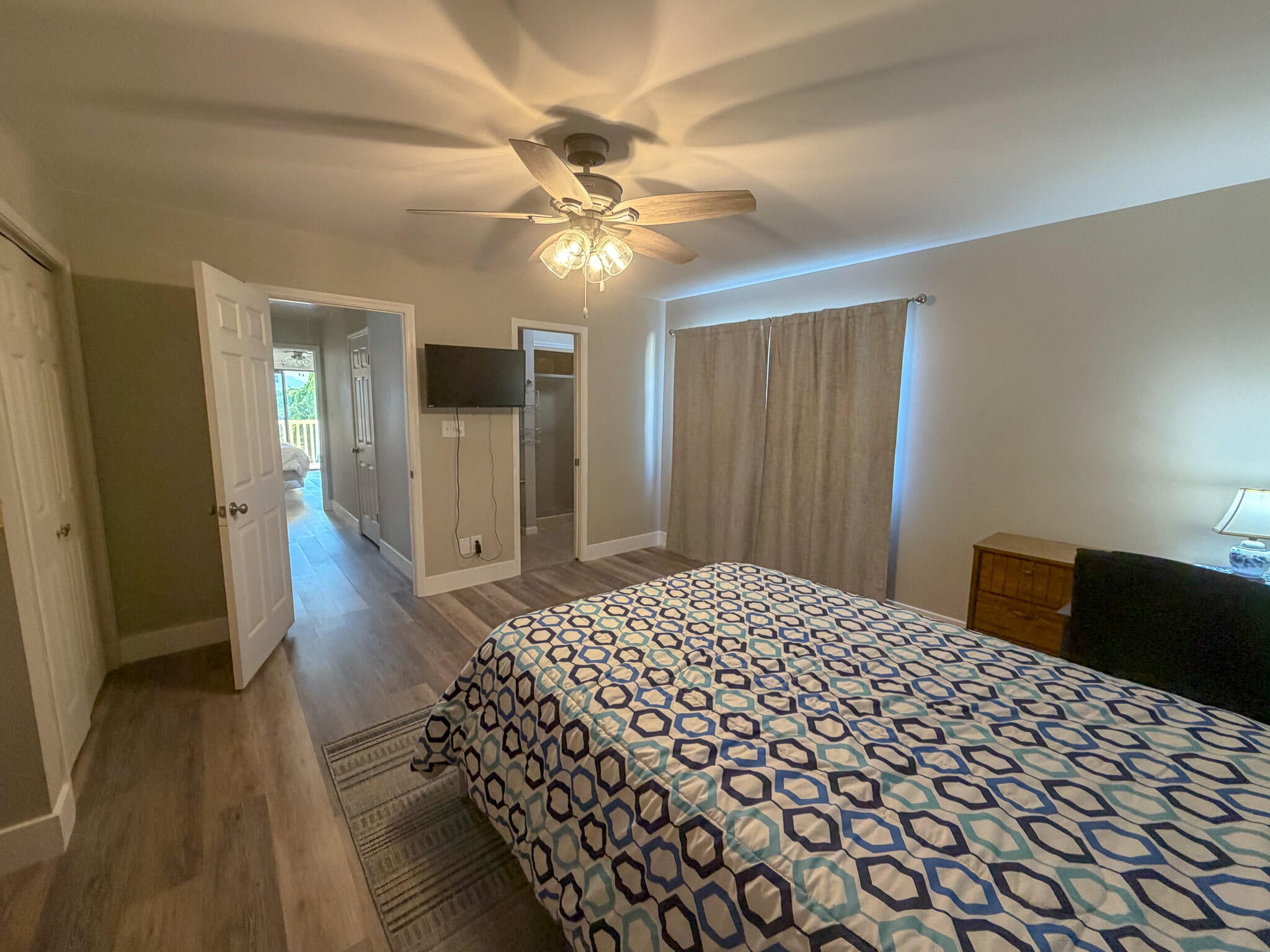 CLIPPER COVE T/H - Residential