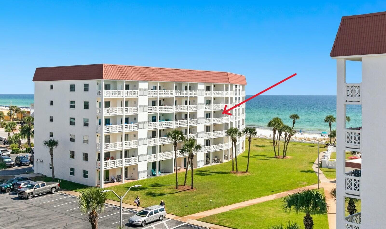 EL MATADOR CONDO - Residential