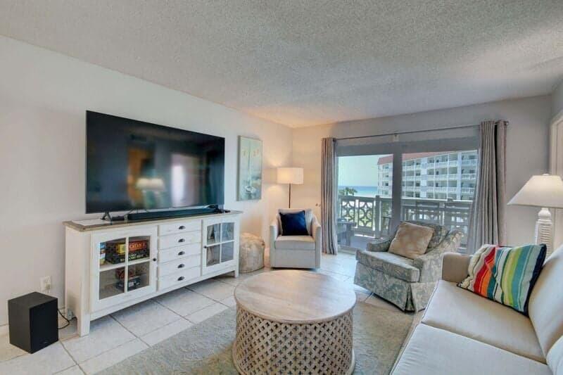 EL MATADOR CONDO - Residential
