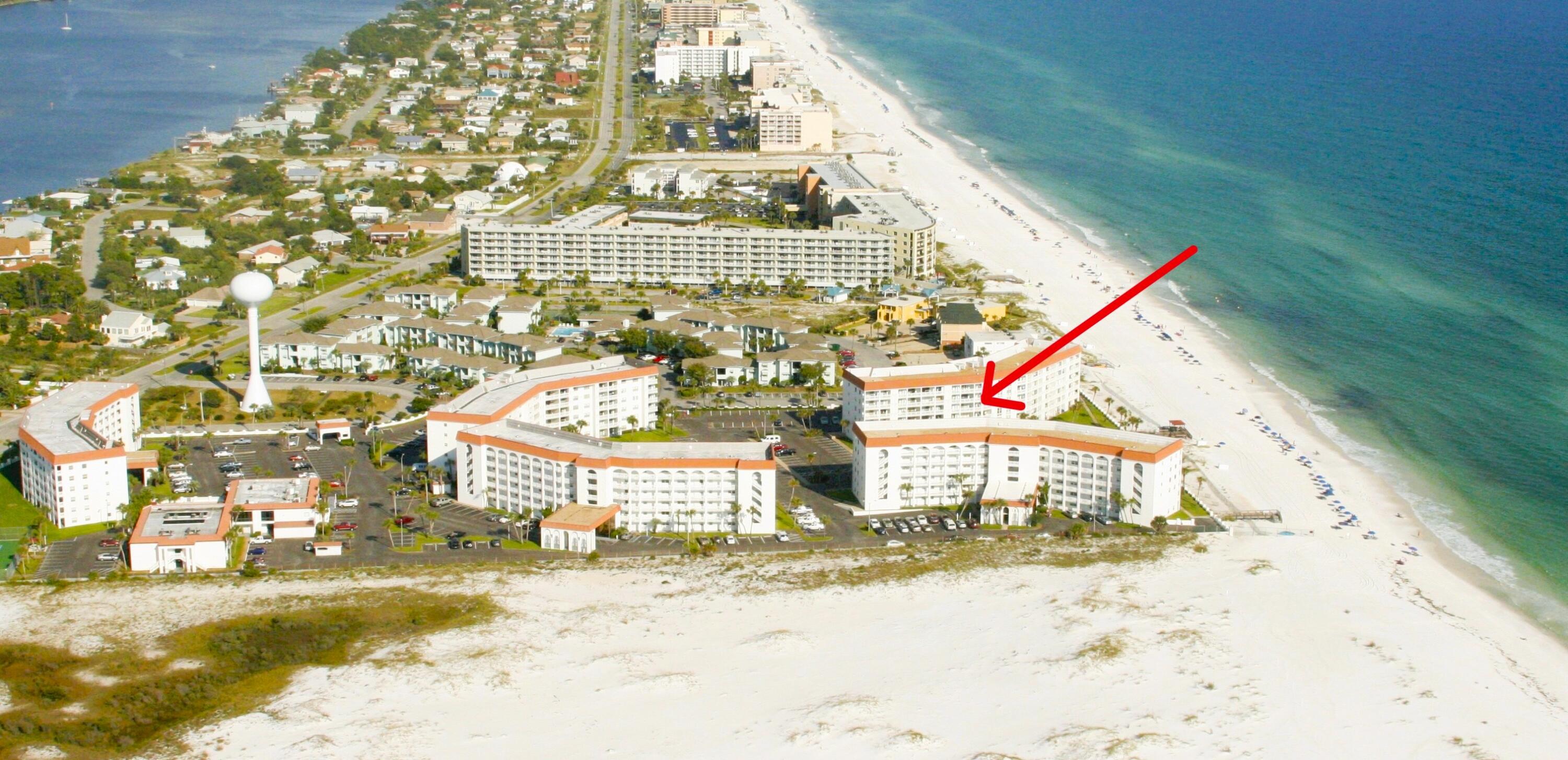 EL MATADOR CONDO - Residential