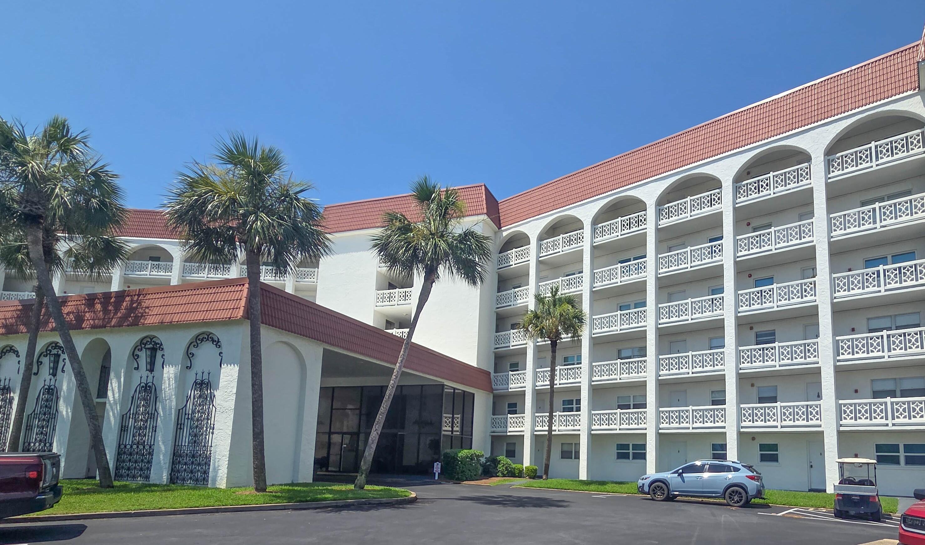EL MATADOR CONDO - Residential