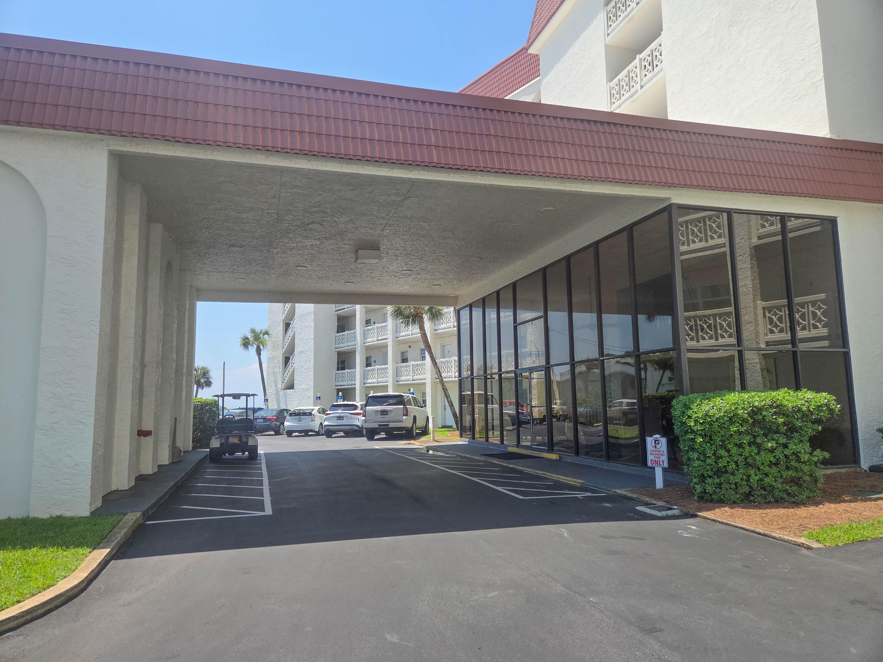 EL MATADOR CONDO - Residential