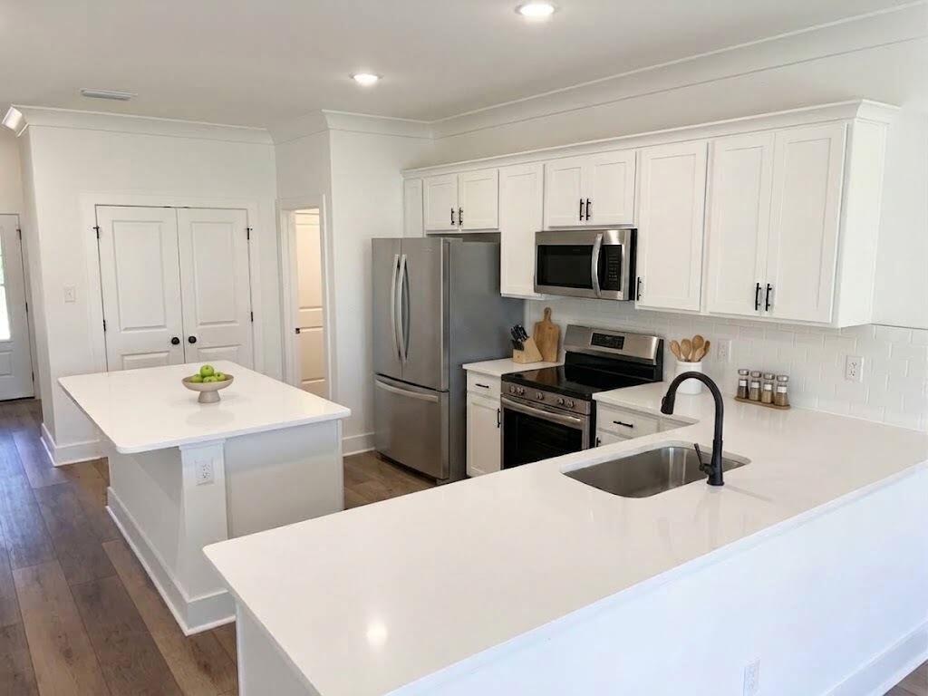 HOUSTON PLACE - Residential