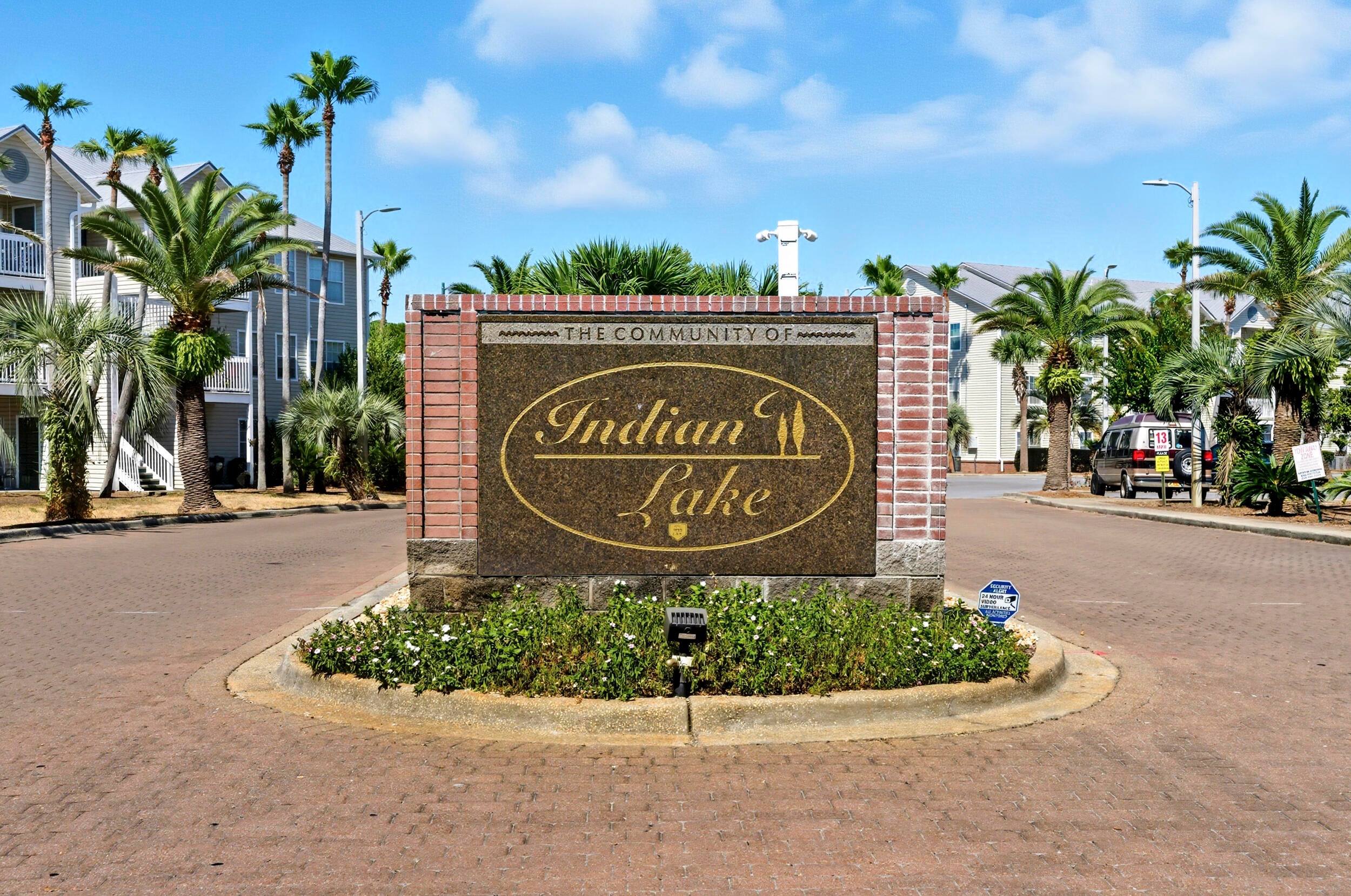 INDIAN LAKE - Residential