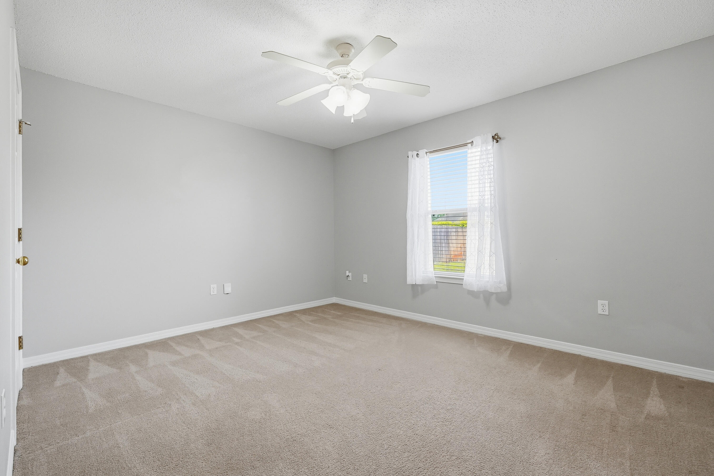 SKY RIDGE ESTATES 1ST ADD - Residential