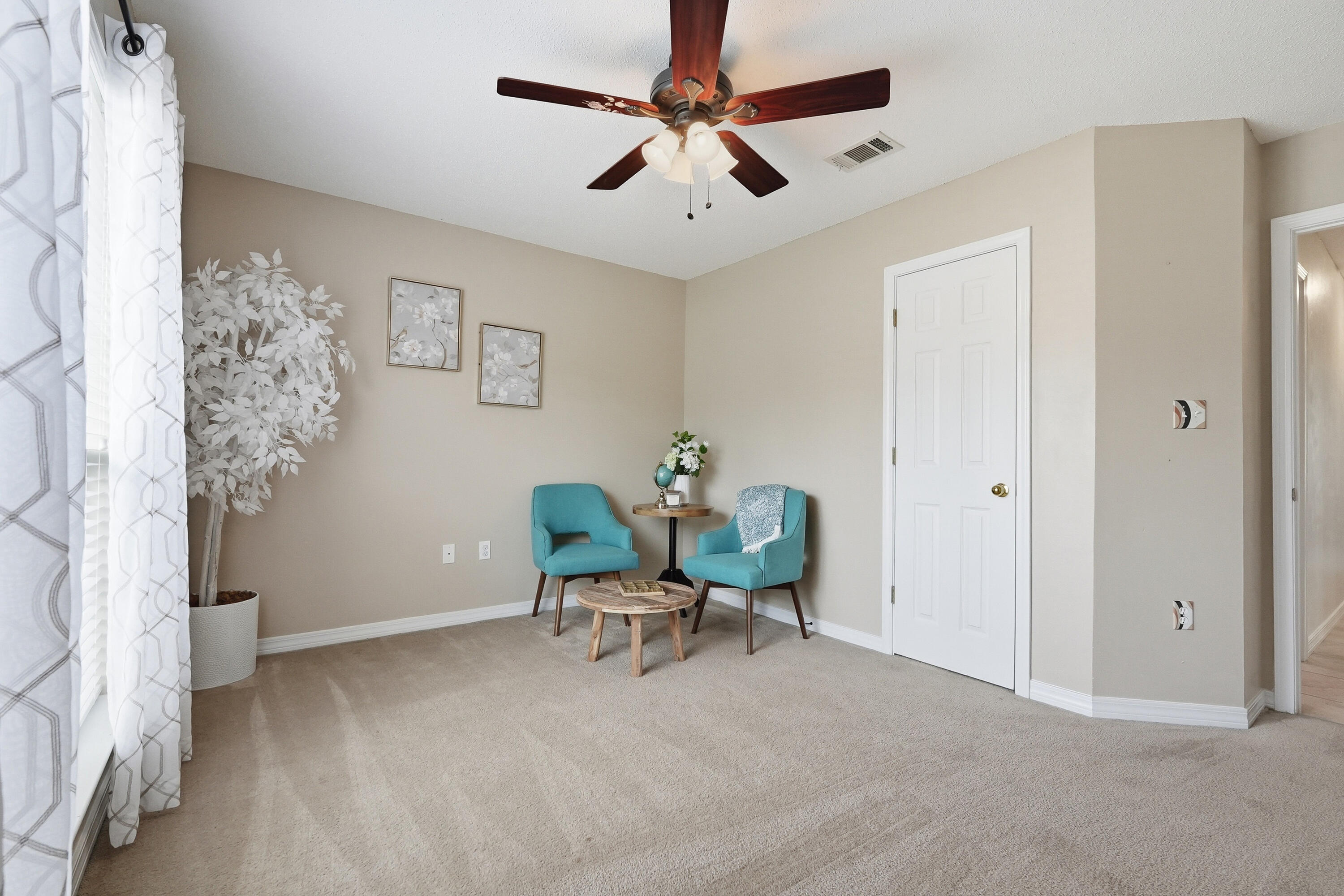 SKY RIDGE ESTATES 1ST ADD - Residential