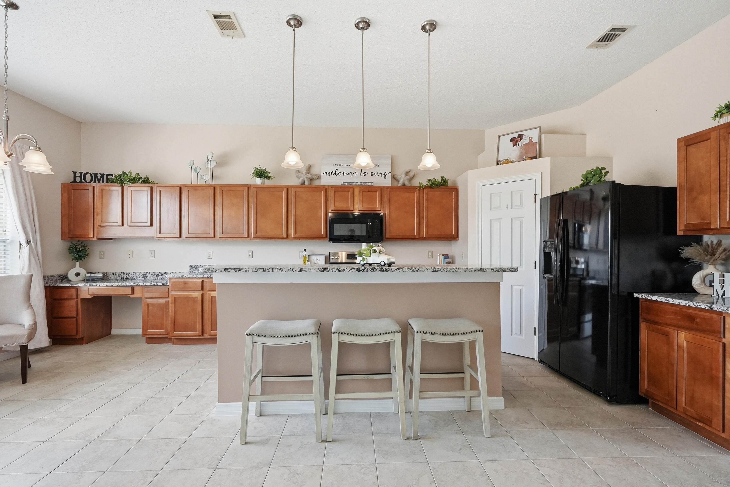 SKY RIDGE ESTATES 1ST ADD - Residential