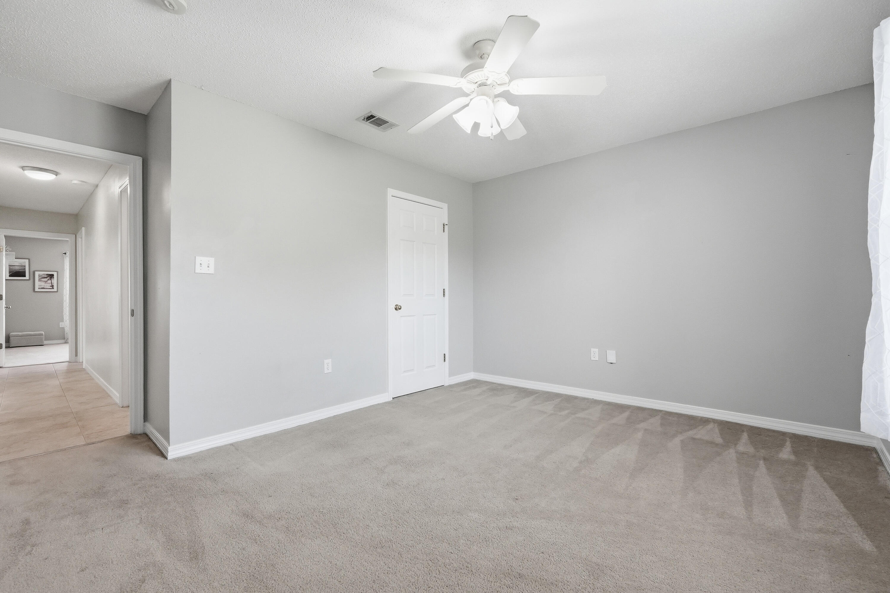 SKY RIDGE ESTATES 1ST ADD - Residential