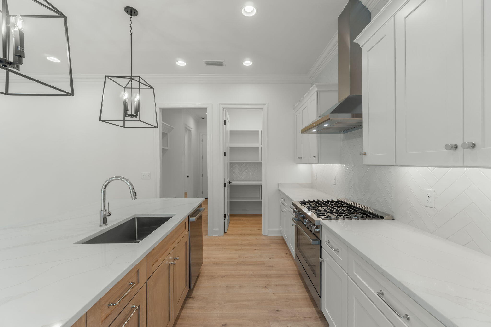 MAGNOLIA WOODS - Residential