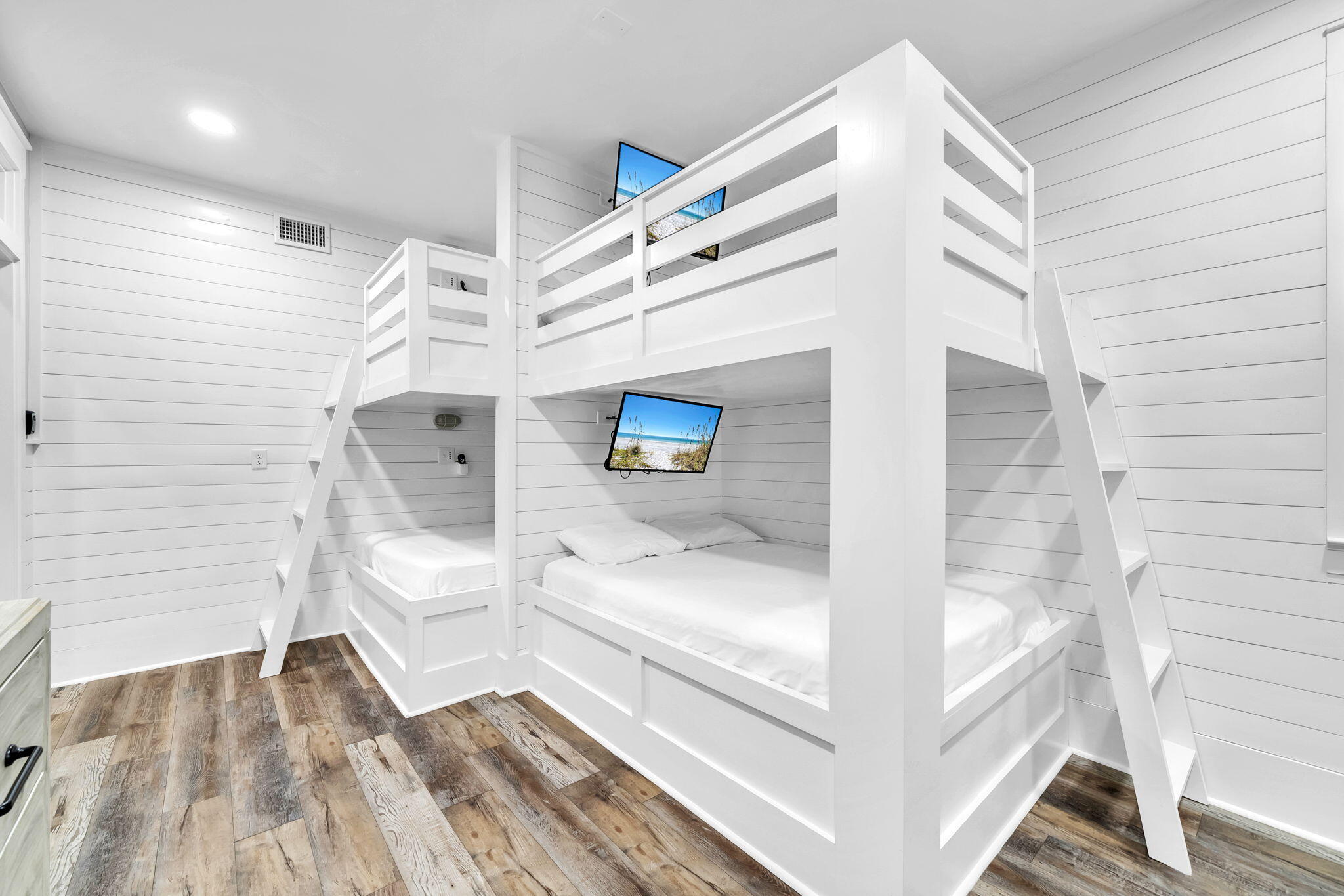 Delos at Frangista - Residential