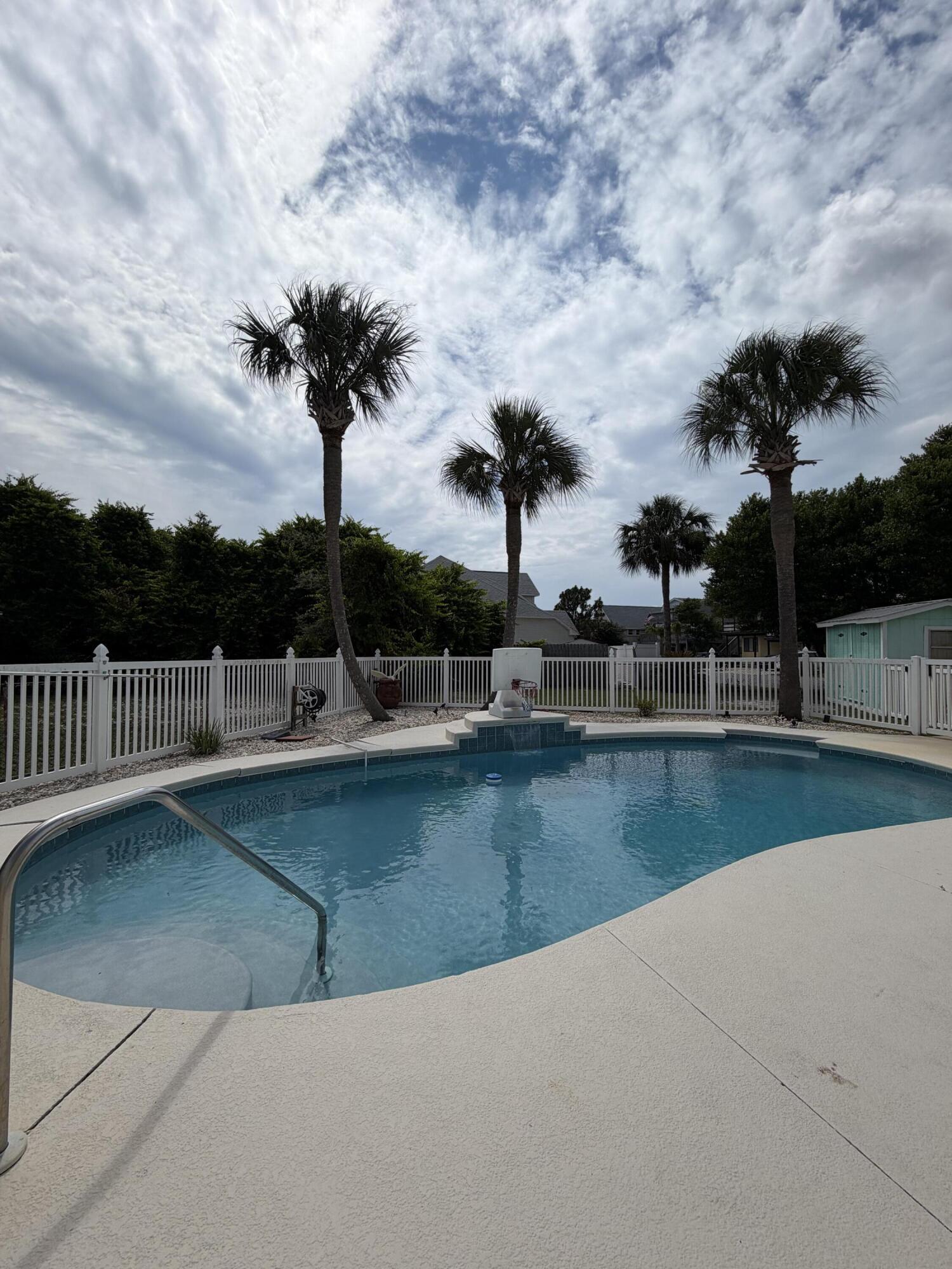 BID-A-WEE BEACH 1ST ADDN - Residential