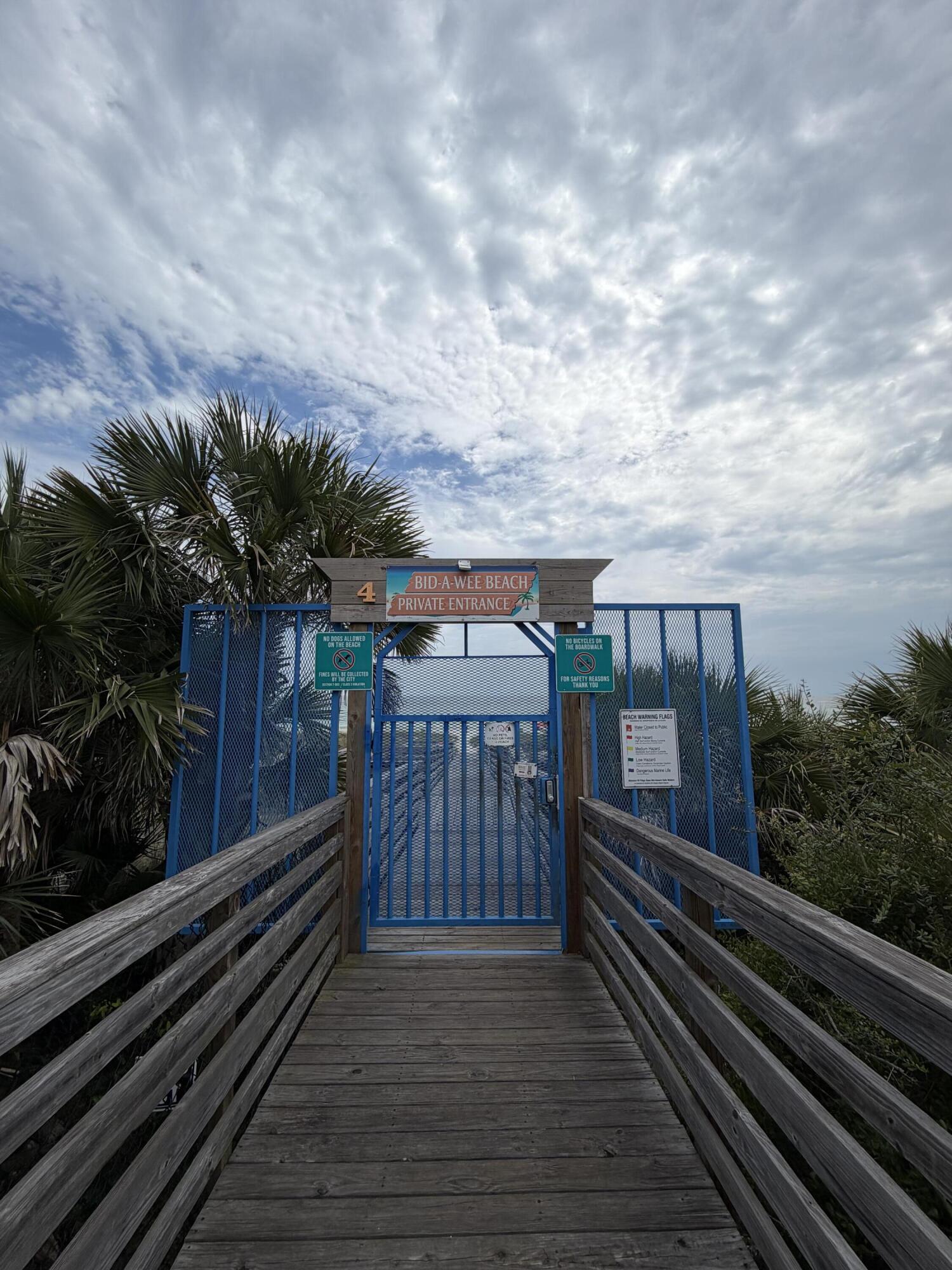 BID-A-WEE BEACH 1ST ADDN - Residential
