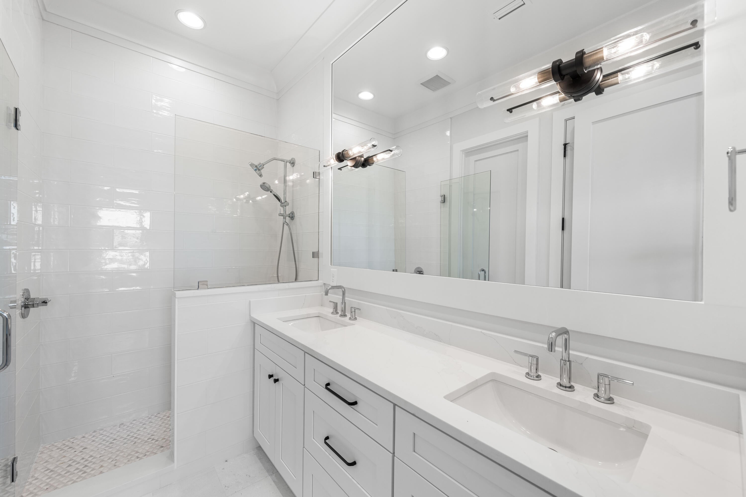 Century 393 - Residential Lease