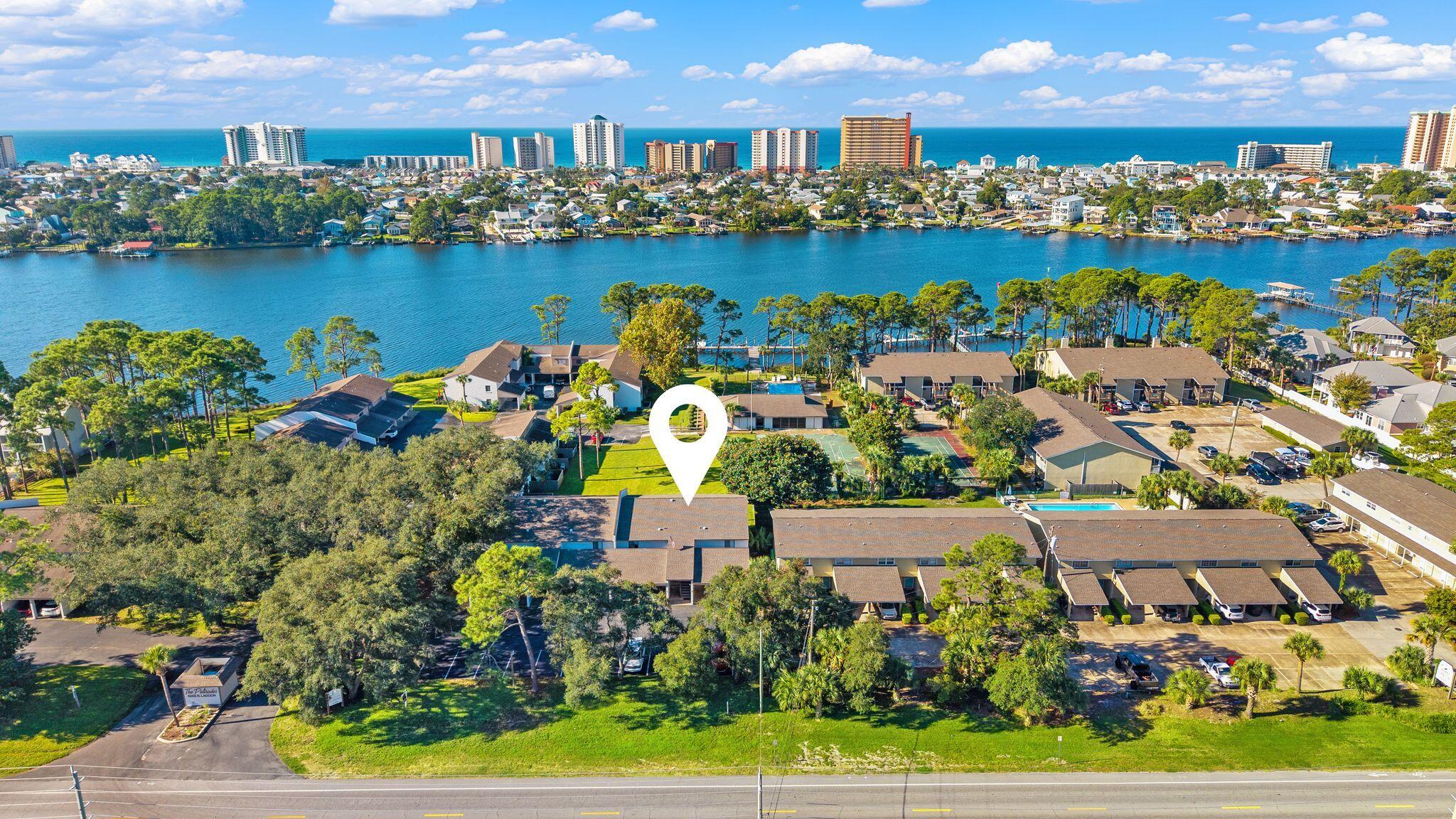 Palisades Condo Ph 1 - Residential